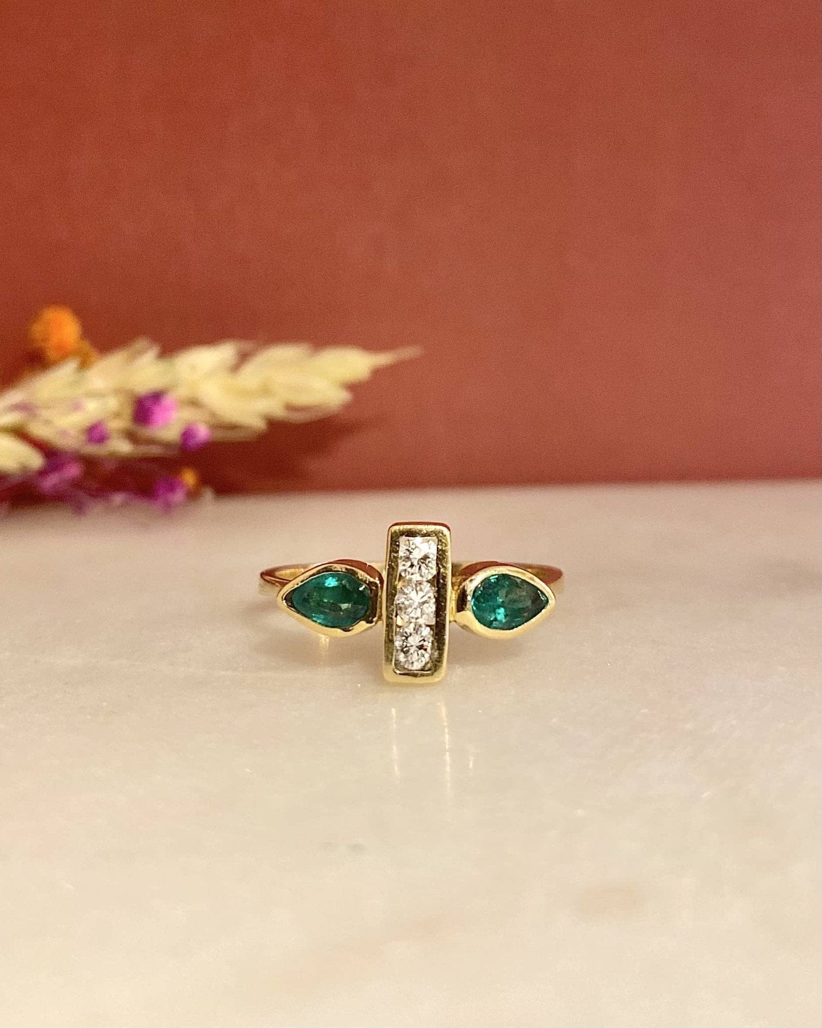 Bague Diamants & Émeraude 0.30 carat "Luciole" - Elliade Paris