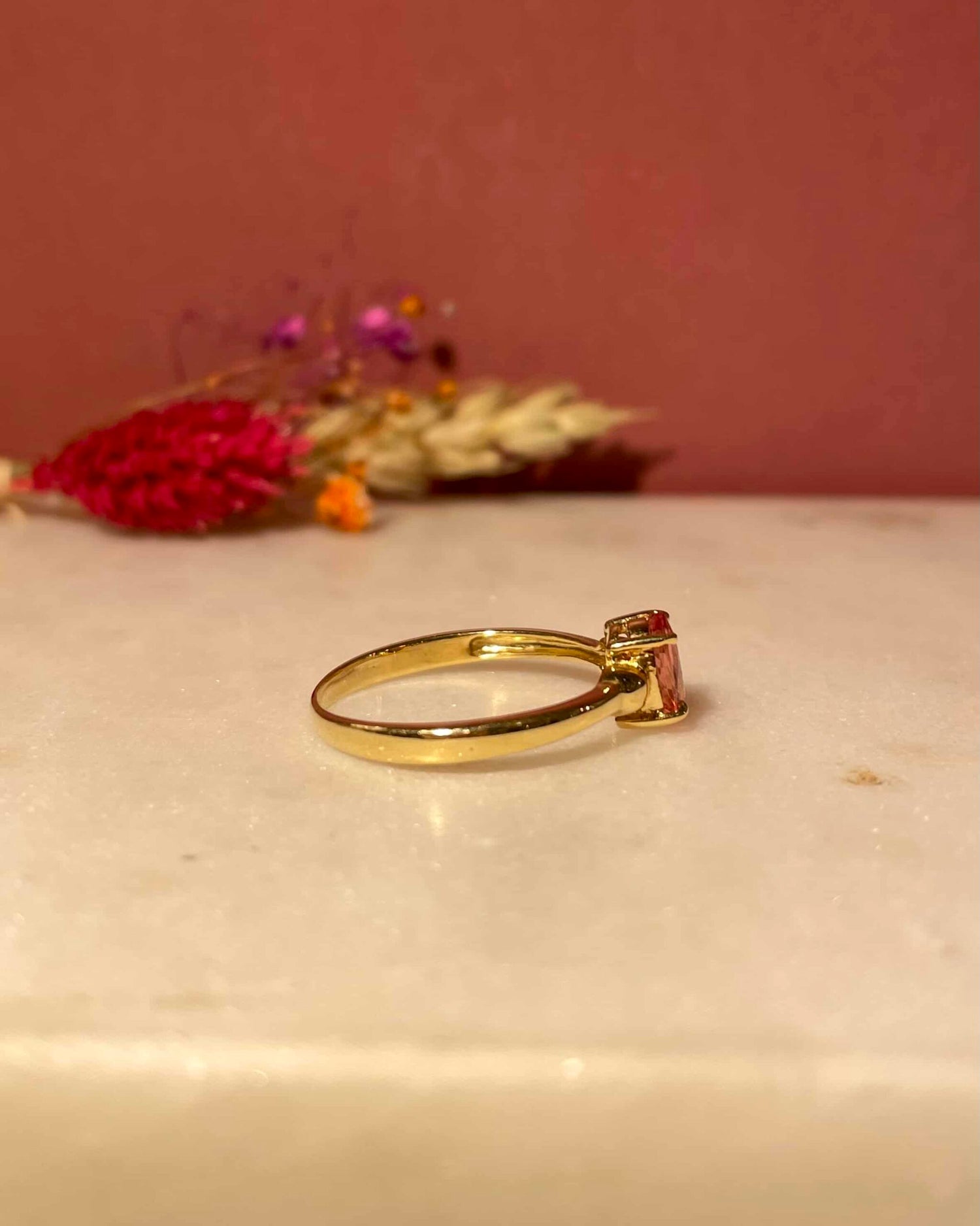 Anillo Solitario Turmalina 0.80 Quilates "Sorina"