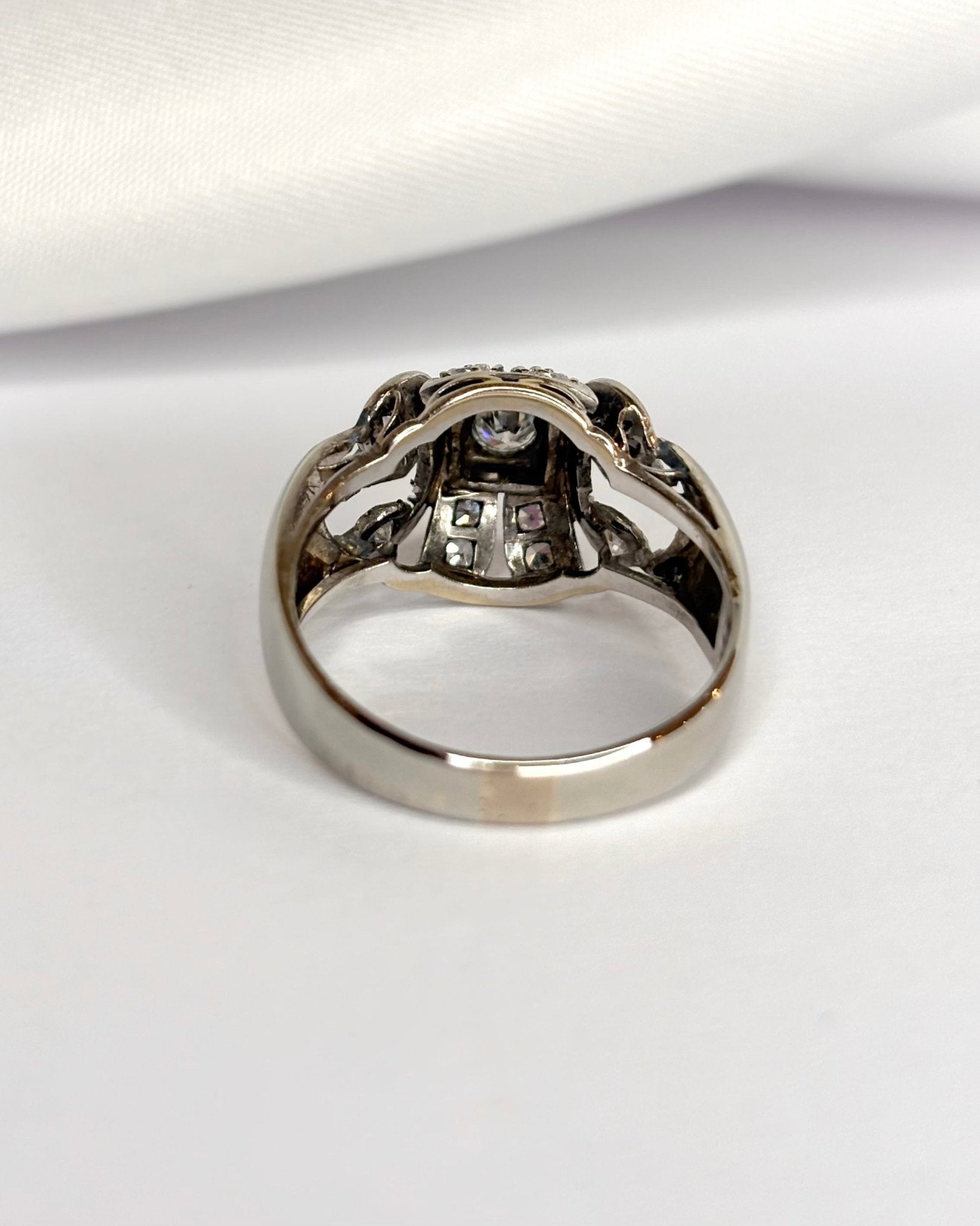 Bague Dôme Art Déco Diamants 0.49 carat "Elisabeth" - Elliade Paris