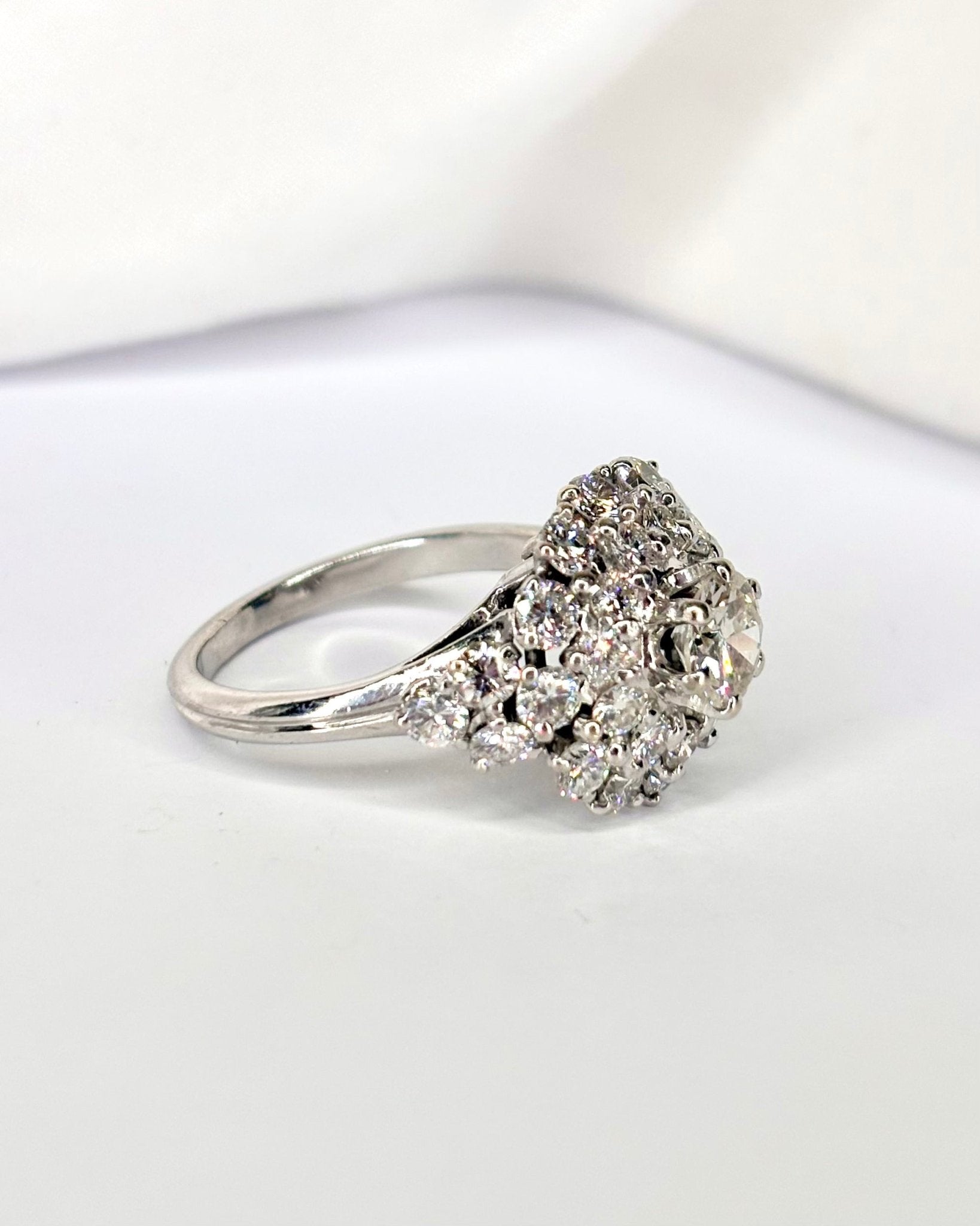 Bague Dôme Diamants 2.61 carats "Elisabeth" - Elliade Paris