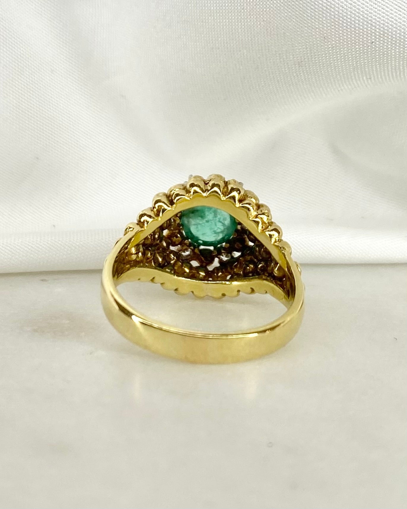 Bague Dôme Émeraude 1.5 carat, Diamants Or 7,58g "Mariana" - Elliade Paris