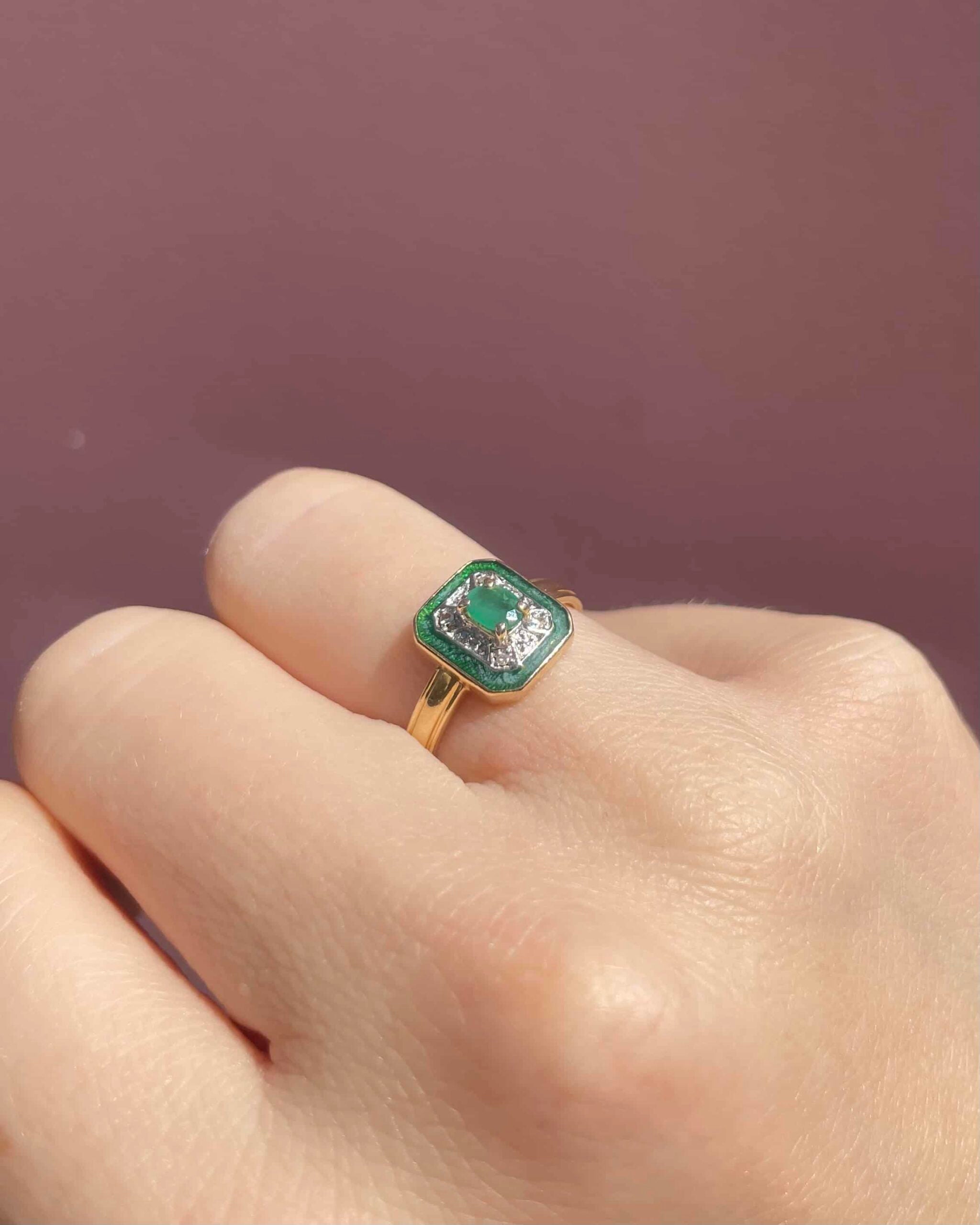 Bague Style Art-Déco Émeraude et Diamants "Roberta"