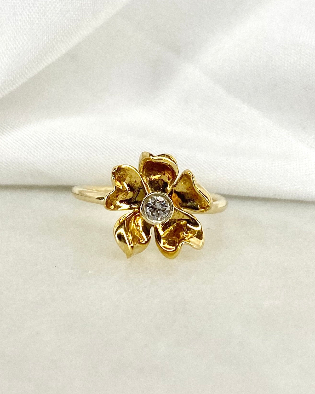 Bague Fleur Diamant 0.08 carat "Giana" - Elliade Paris
