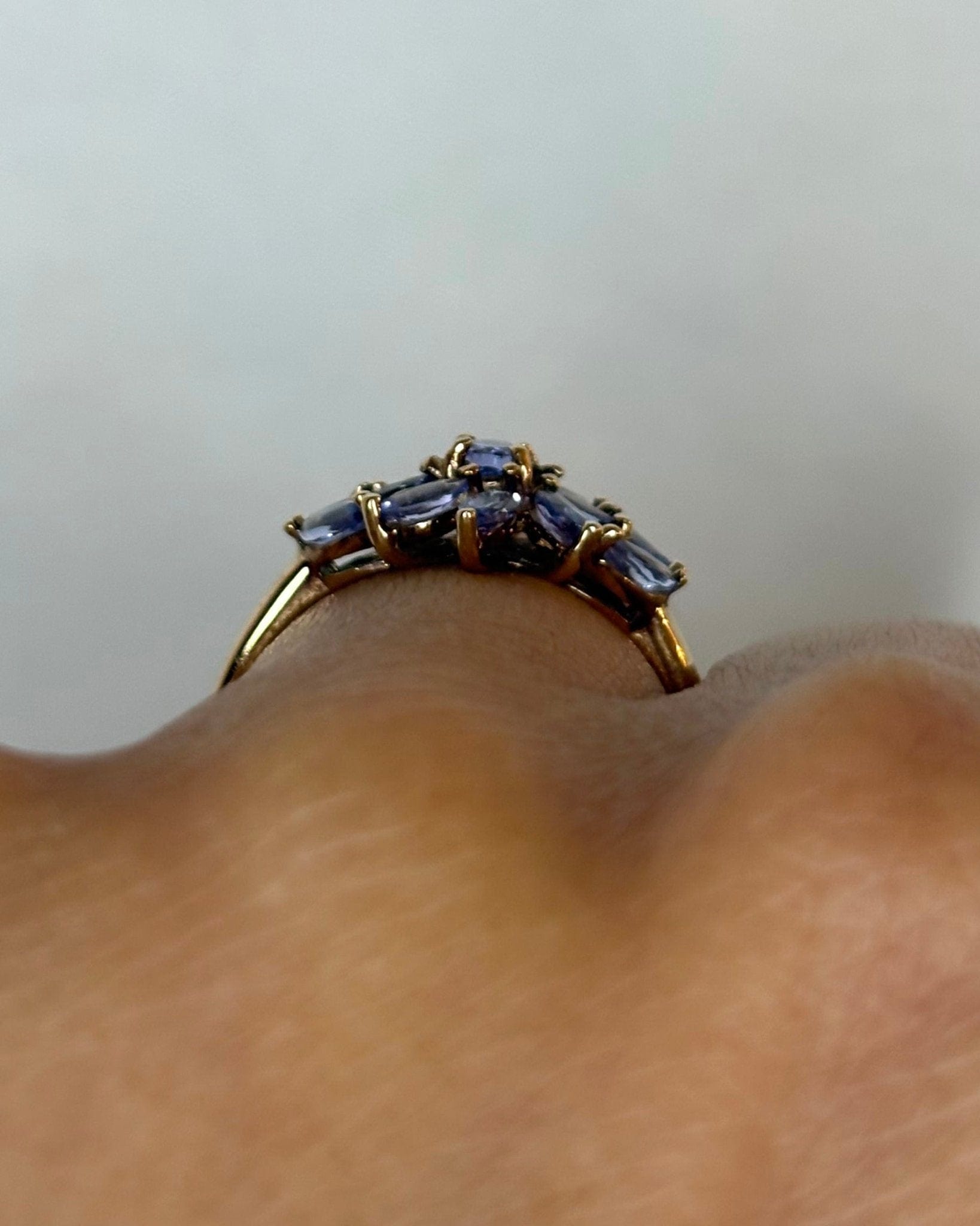 Bague Fleur Tanzanites 1.02 carat "Gabriella" - Elliade Paris
