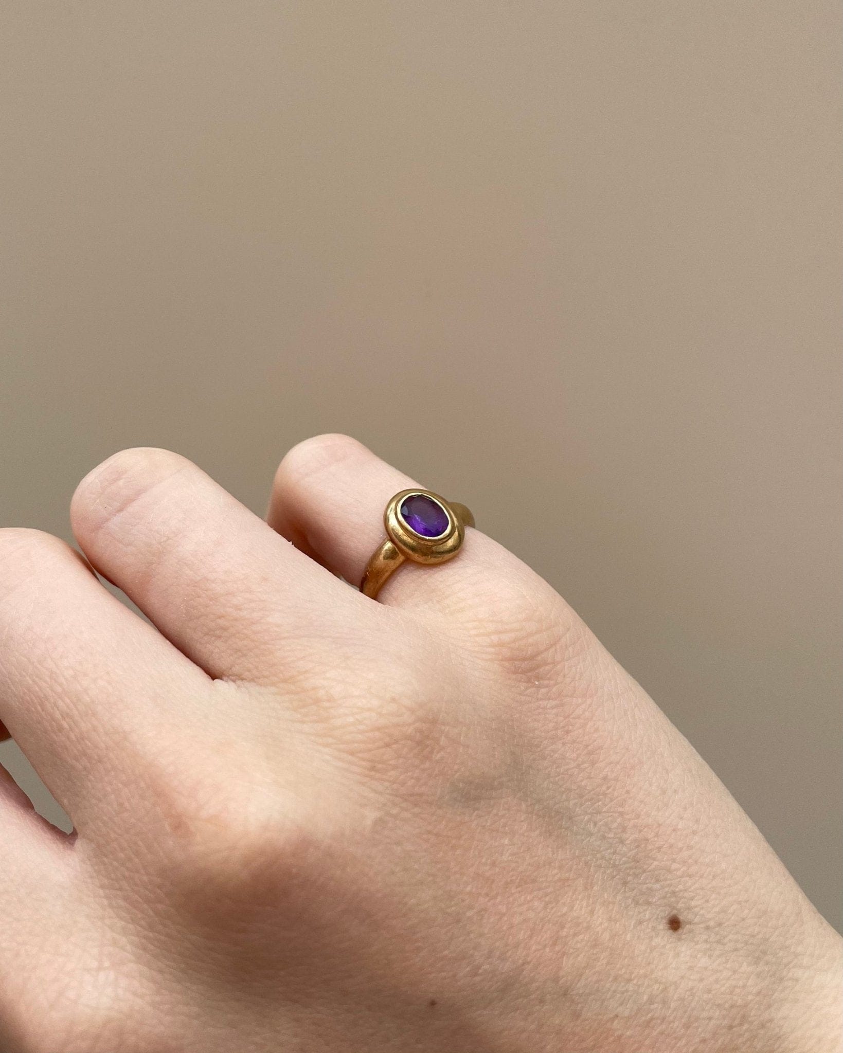Bague Jonc Amethyste 0.60 Carat "Livie" - Elliade Paris