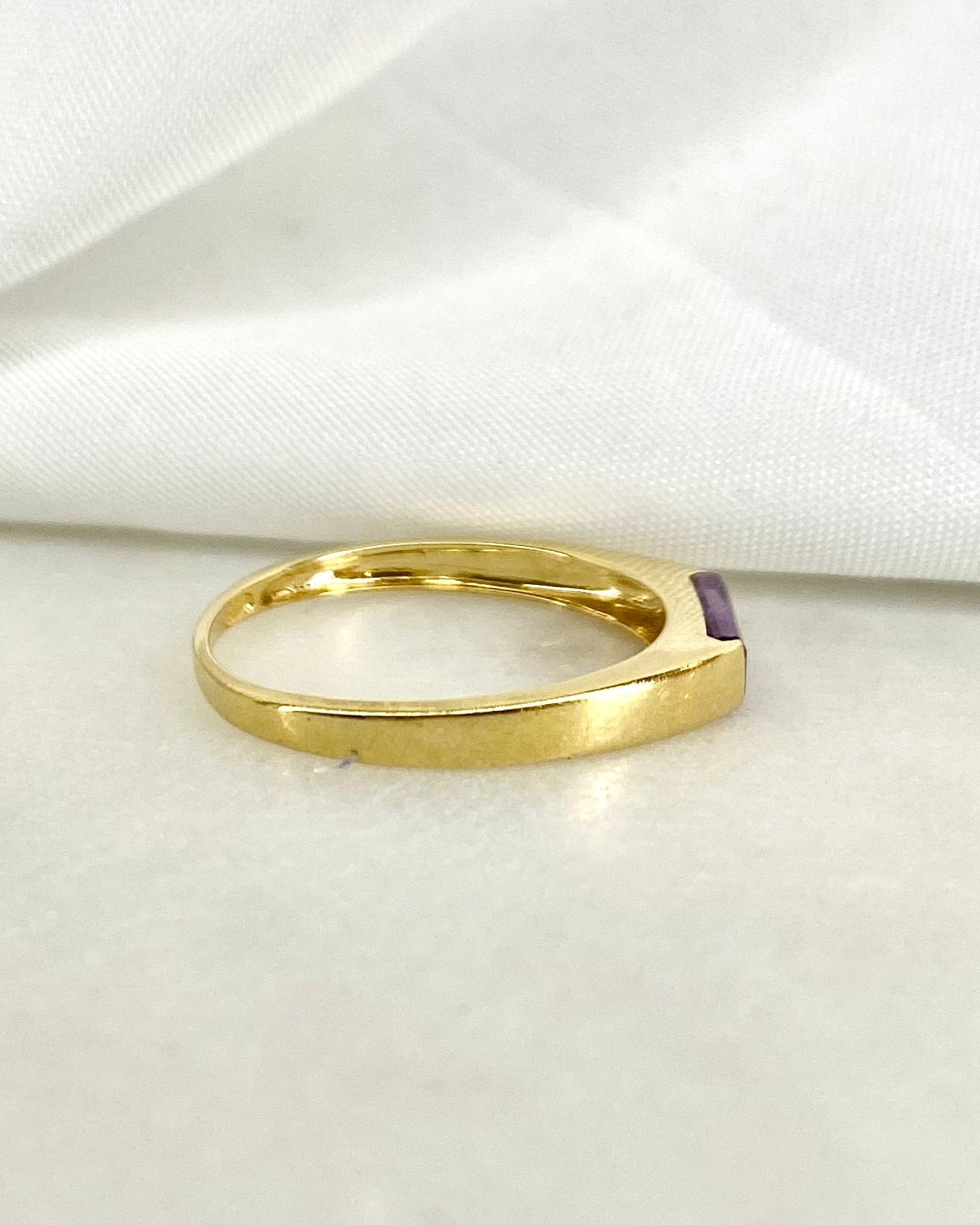 Bague Jonc Améthyste "Isis" - Elliade Paris