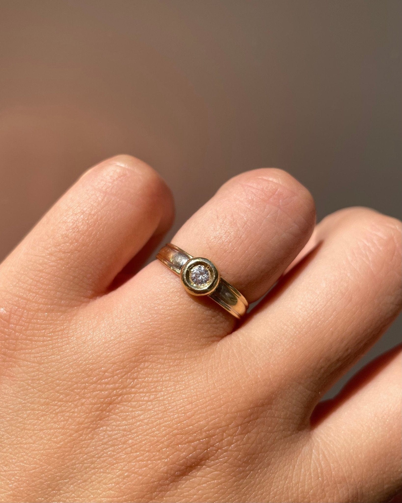 Bague Jonc Diamant 0.10 carat "Chéyana" - Elliade Paris