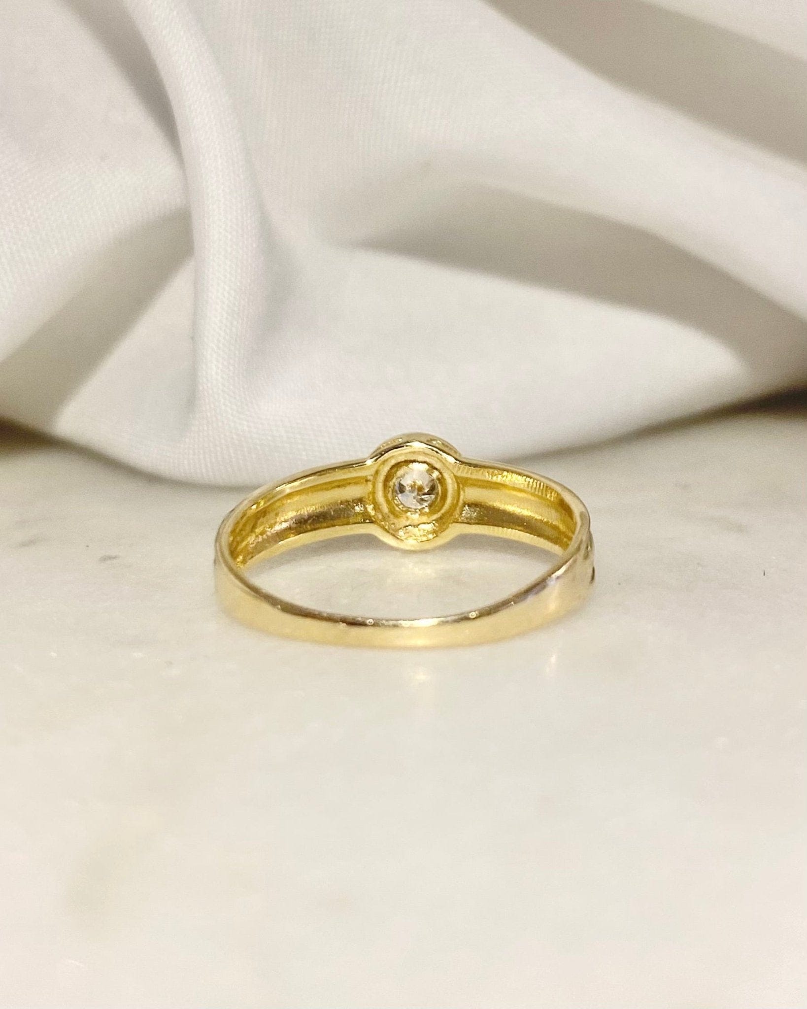 Bague Jonc Diamant 0.10 carat "Chéyana" - Elliade Paris