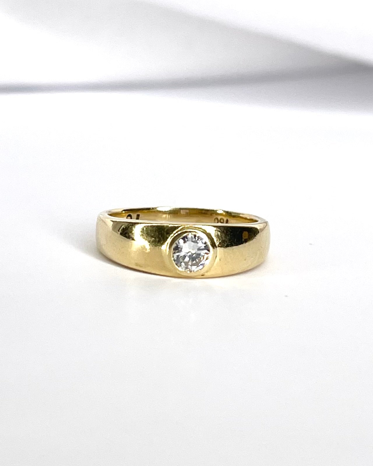 Bague Jonc Diamant 0.15 carat & Or 2,84g "Selma" - Elliade Paris