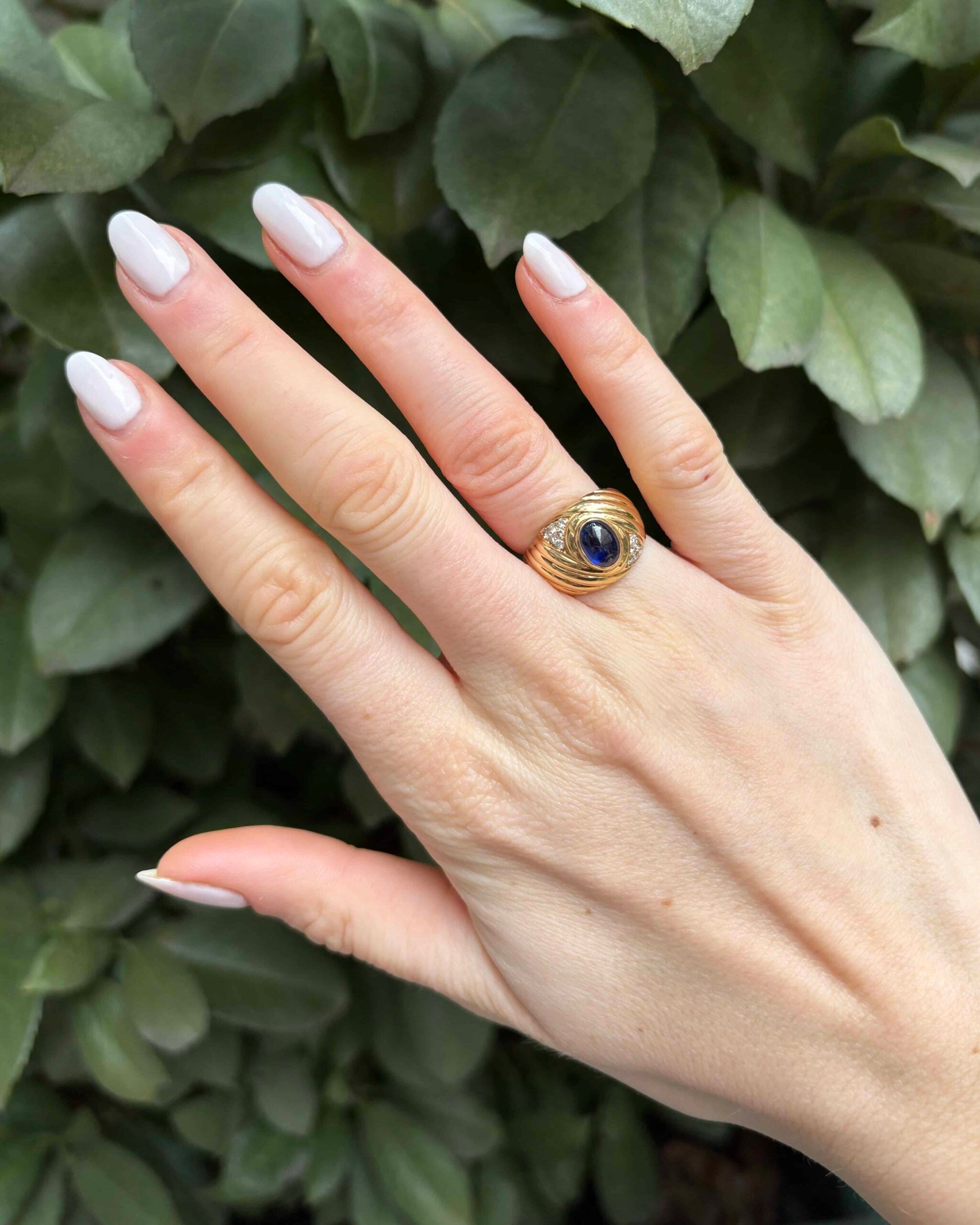 Bague Jonc Saphir 1.70 carat & douze Diamants "Mina"