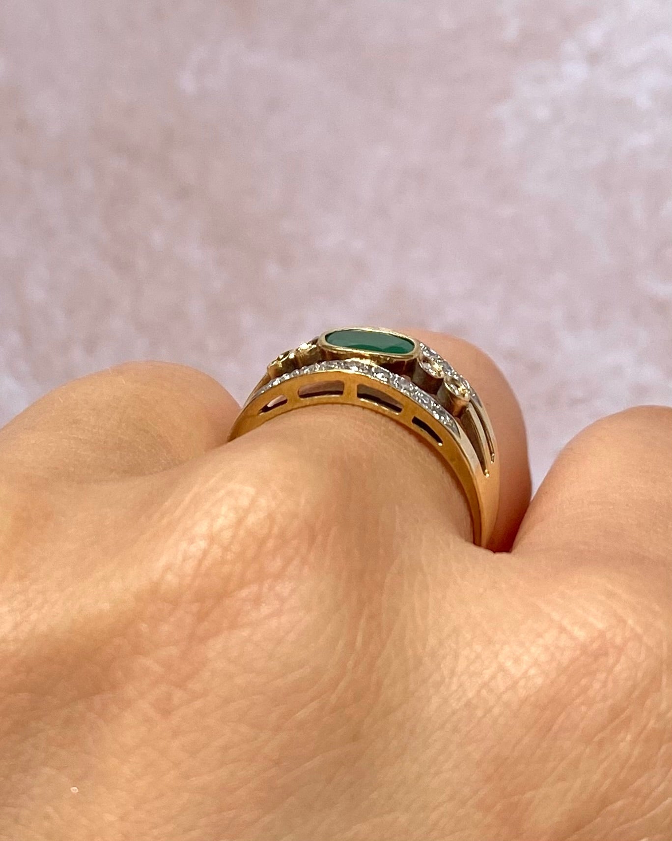 Bague Jonc Émeraude 0.38 carat & Diamants "Olympe" - Elliade Paris