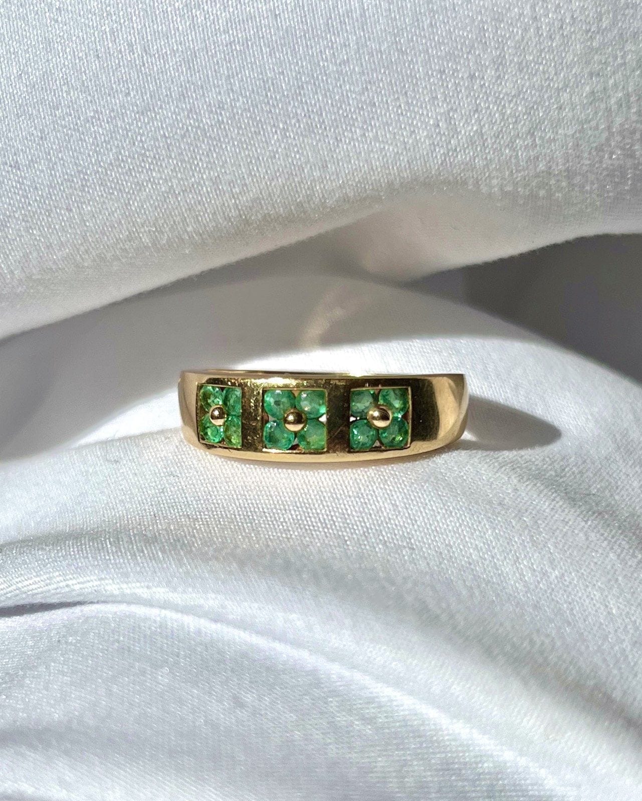 Bague Jonc Emeraude "Emy" - Elliade Paris