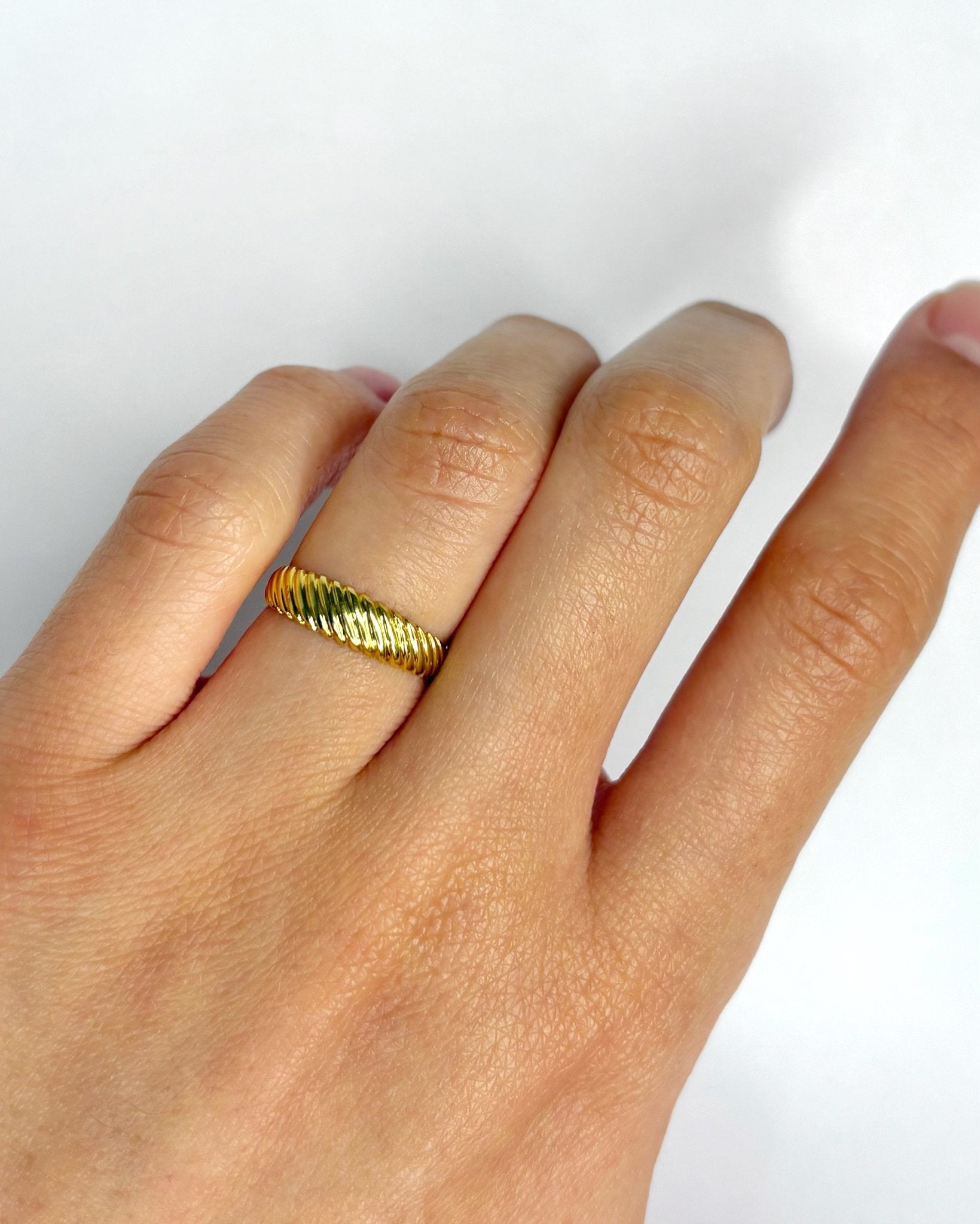 Bague Jonc Or Jaune 18 carats "Auriane" - Elliade Paris