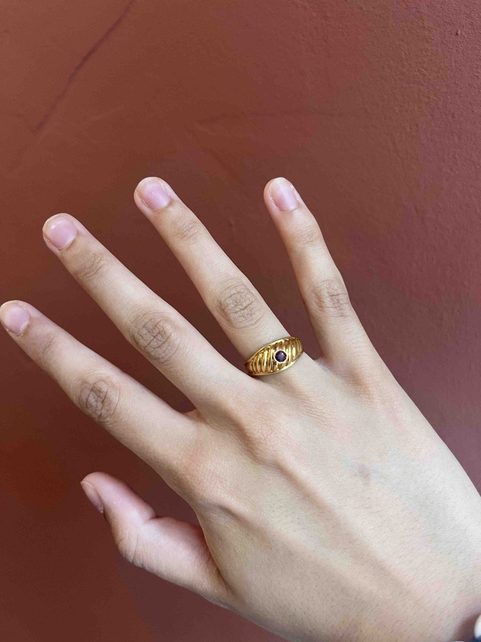 Bague jonc or & Rubis "Anna" - Elliade Paris