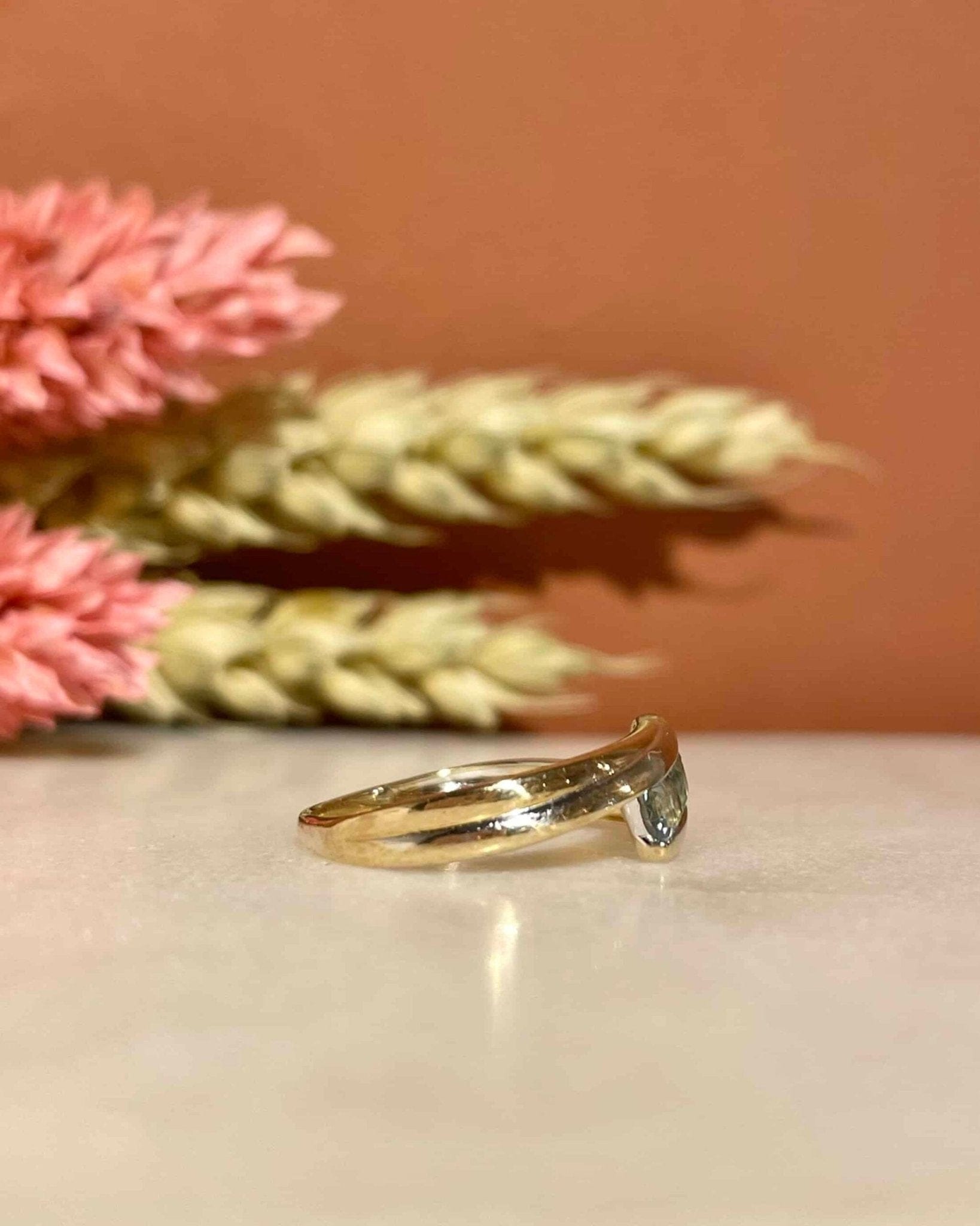 Bague Jonc Pinky Topazes "Irina" - Elliade Paris