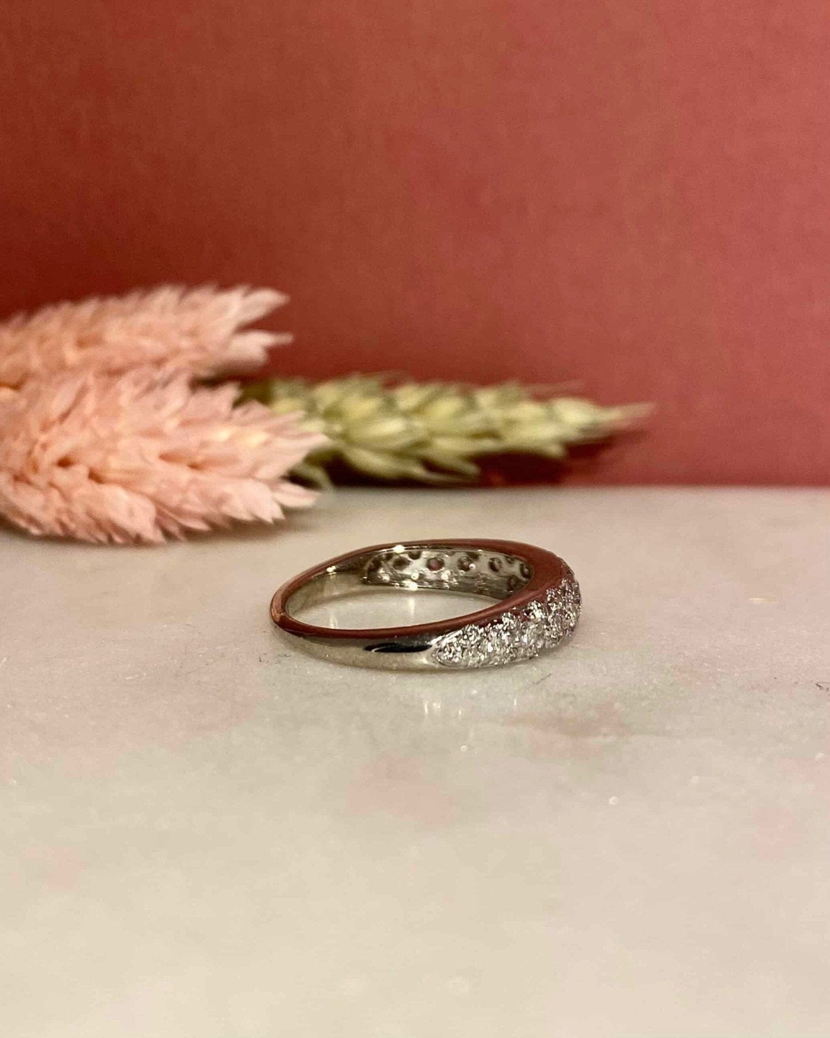 Bague Jonc Rivière 41 Diamants "Evelyn" - Elliade Paris