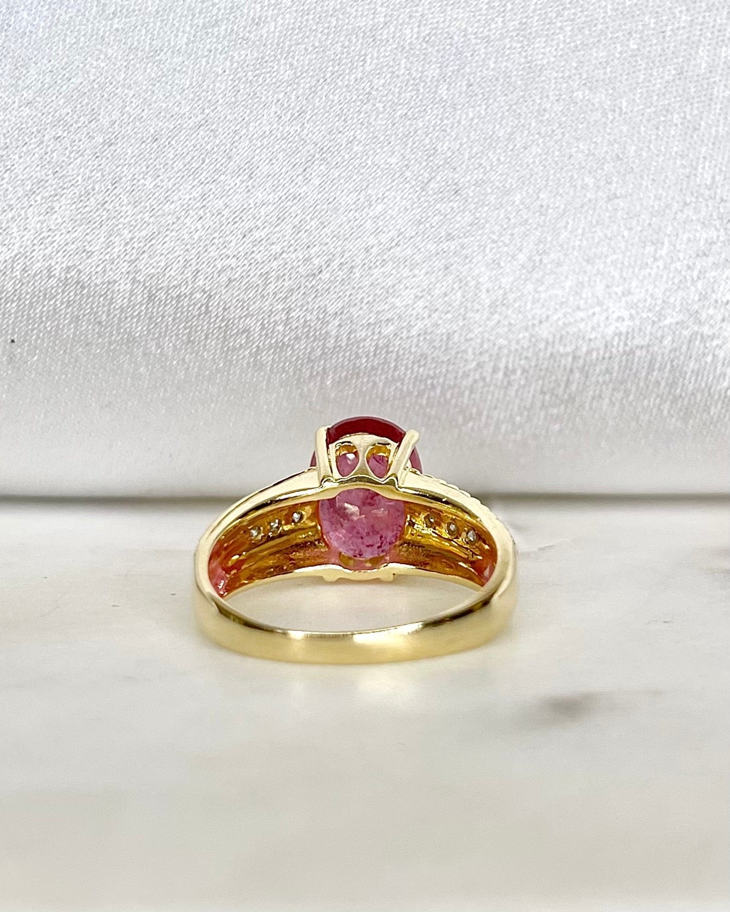 Bague Jonc Rubis 3.80 carats & Diamants "Alba" - Elliade Paris