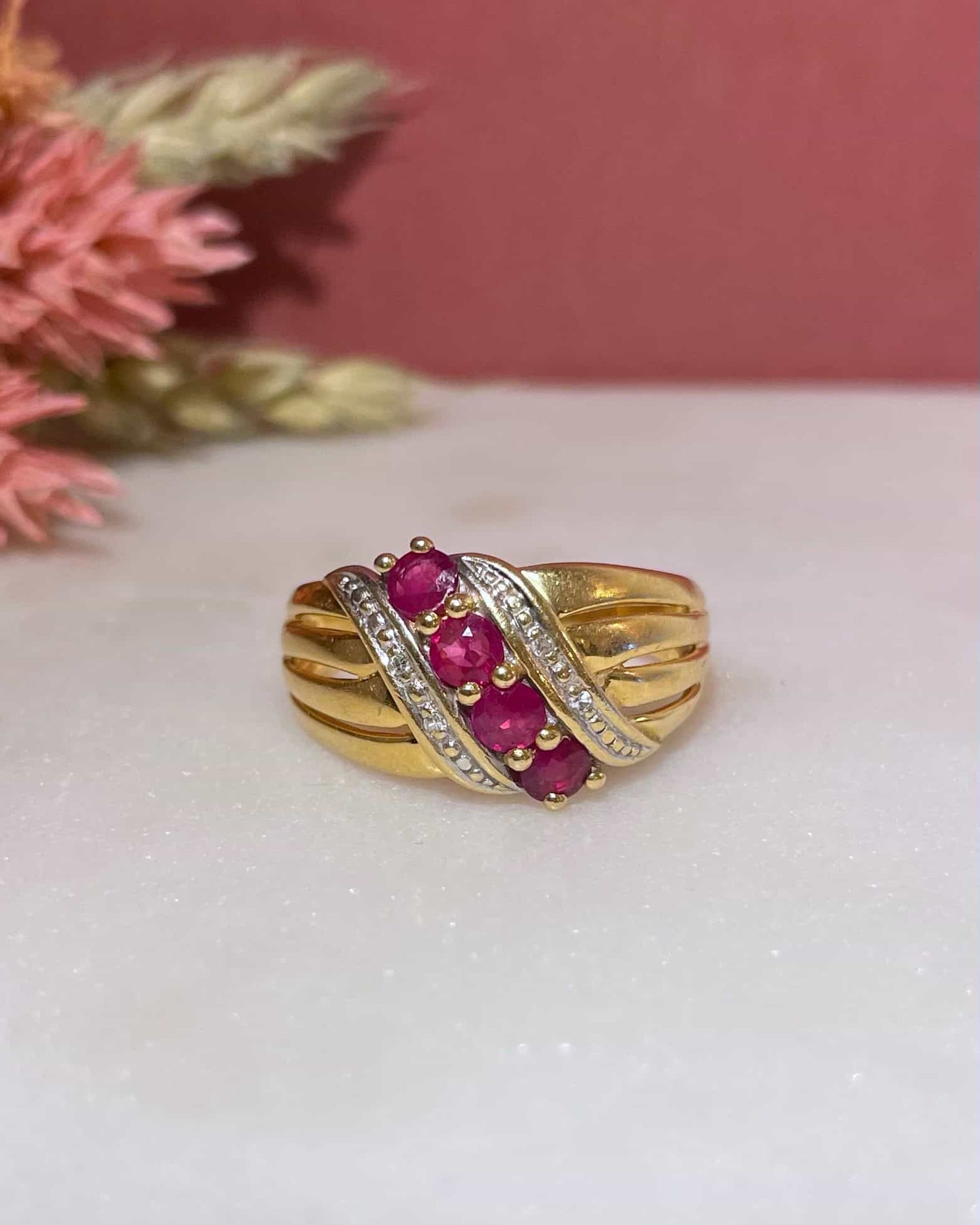 Bague Jonc Rubis 0.60 carat & Diamants "Zelda"