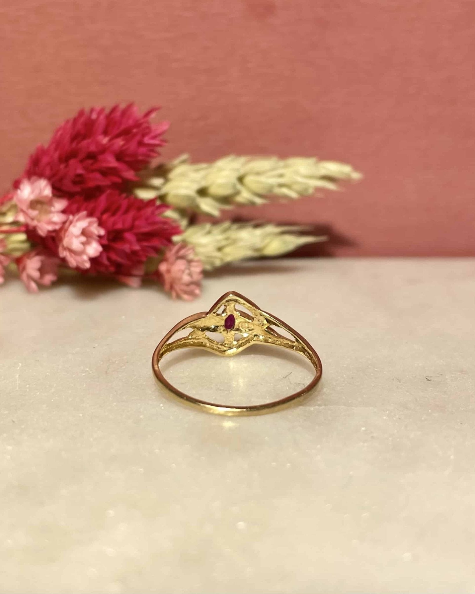 Bague Jonc Rubis "Loeza" - Elliade Paris