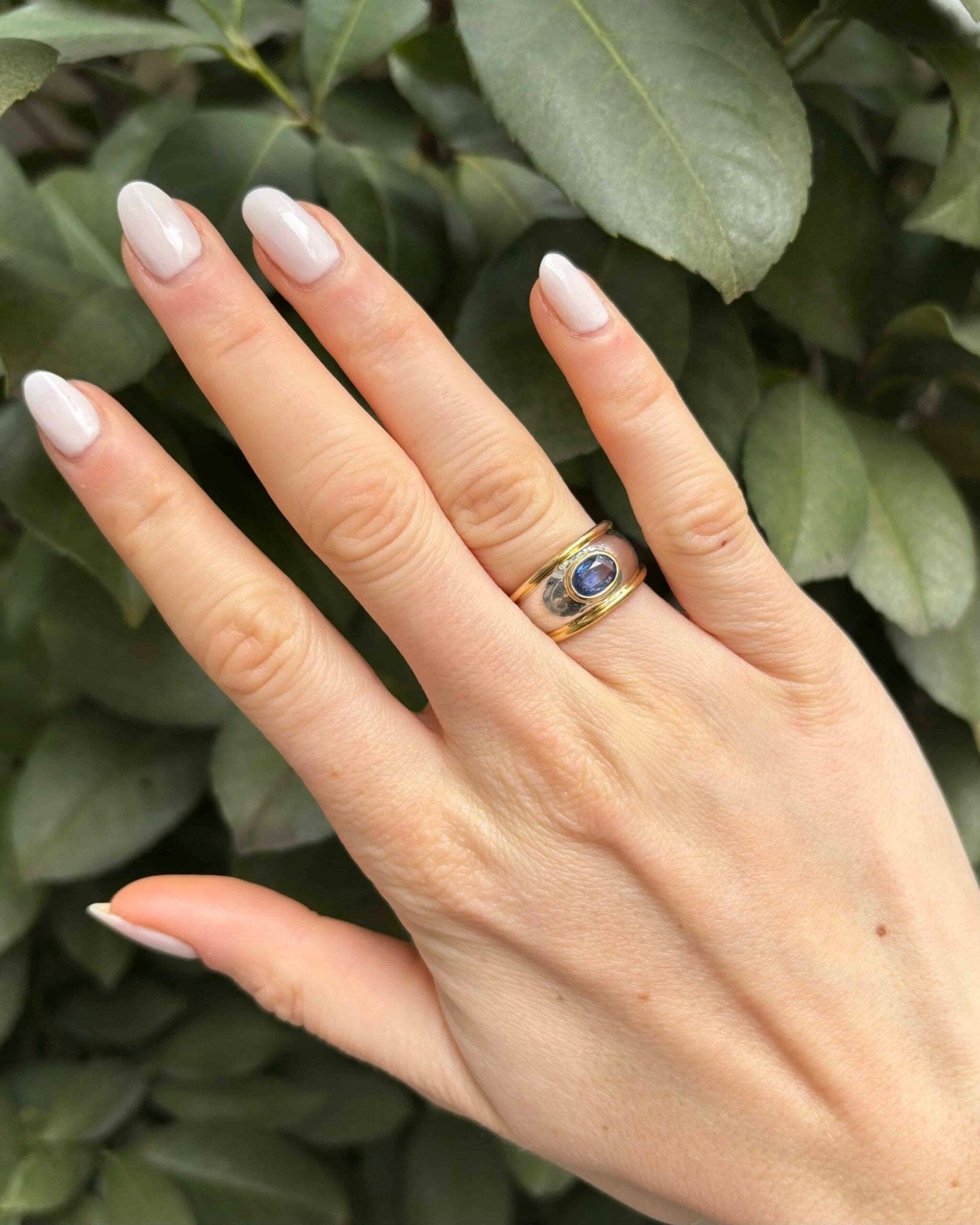 Bague Jonc Saphir 0.90 carat & Diamants "Romy" - Elliade Paris