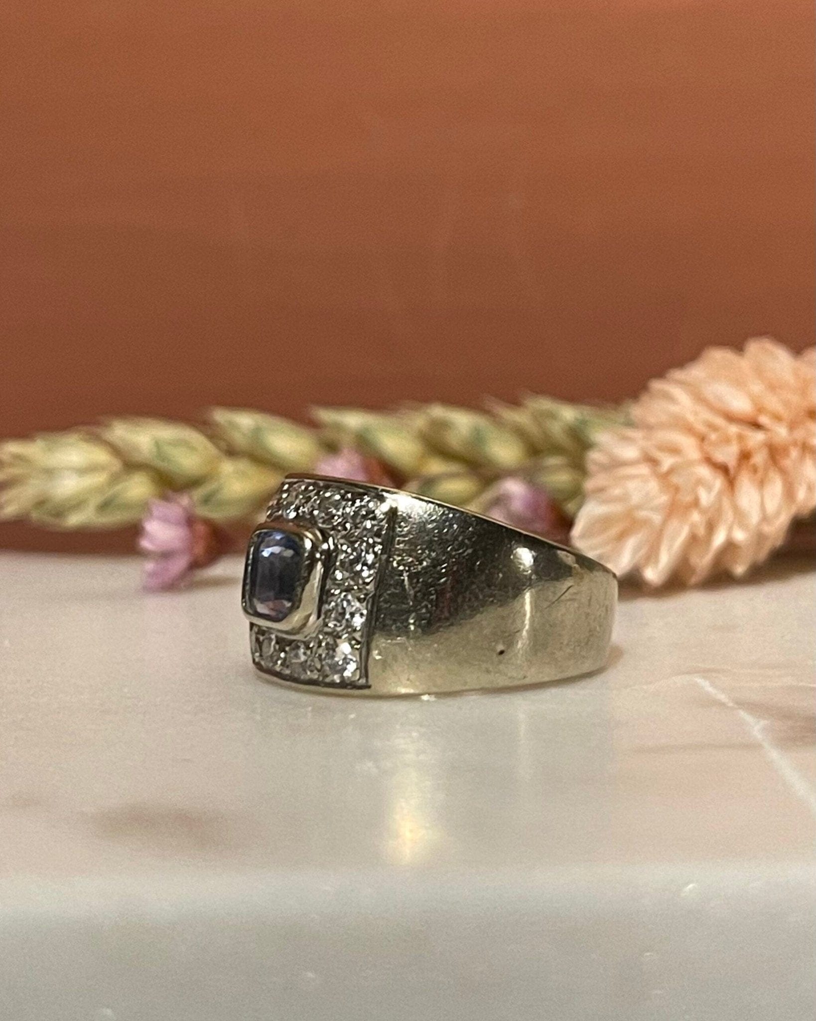 Bague Jonc Saphir 1 Carat et Diamants "Rym" - Elliade Paris