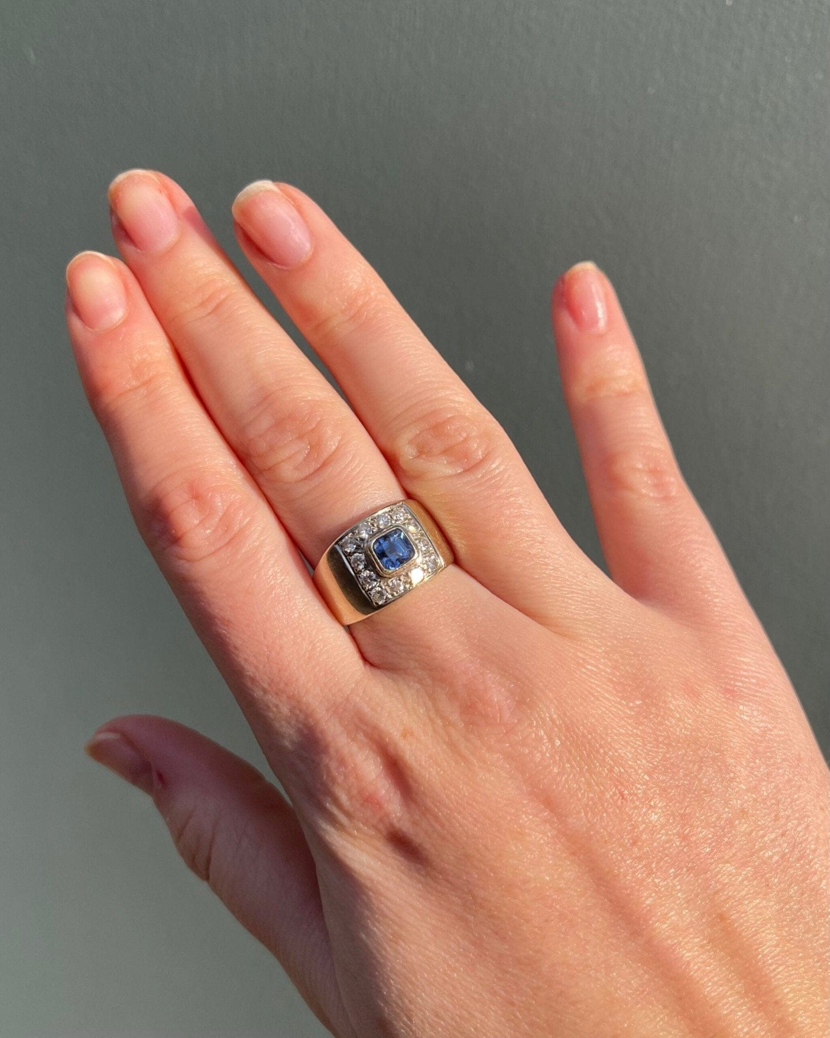 Bague Jonc Saphir 1 Carat et Diamants "Rym" - Elliade Paris