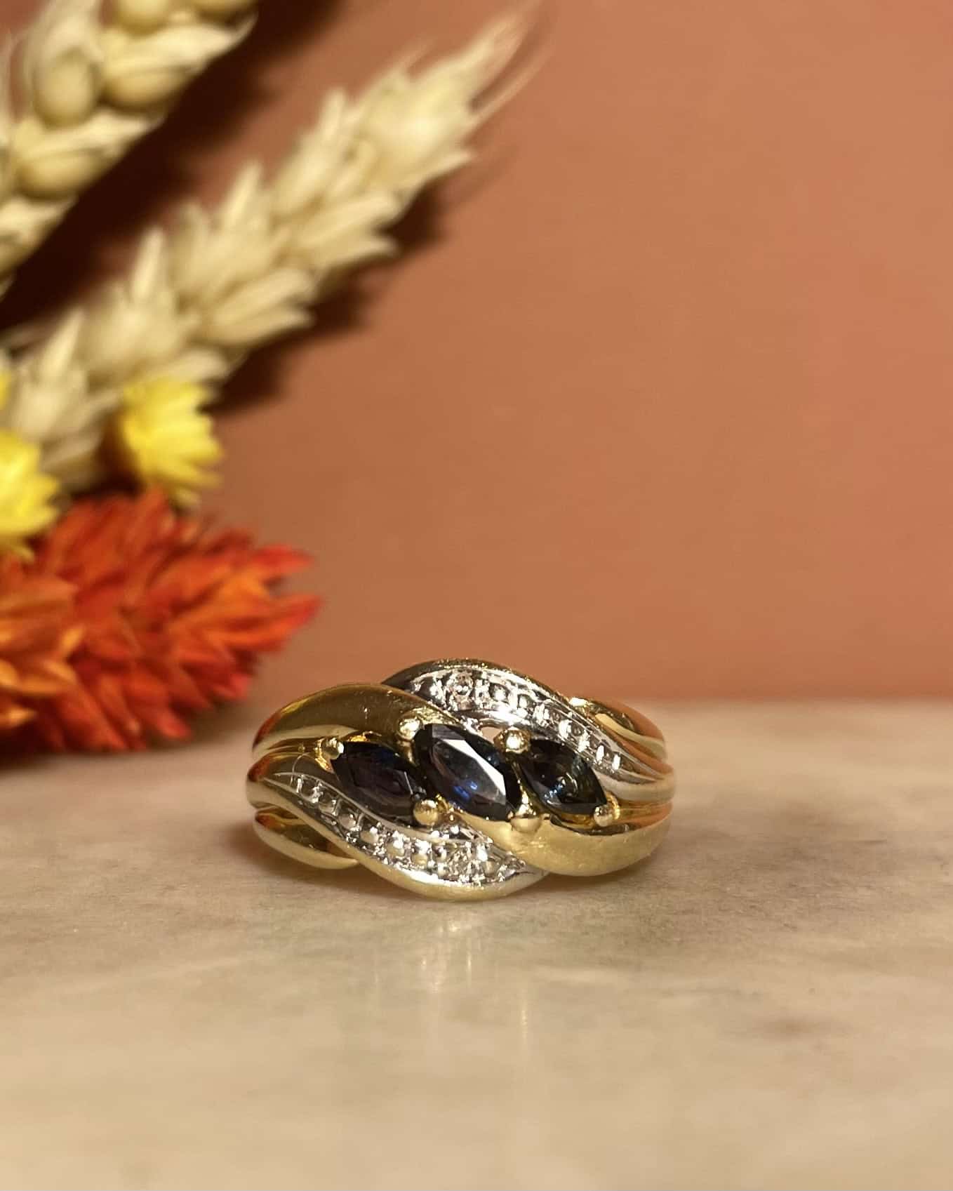 Bague Jonc Saphirs & Diamants "Sania" - Elliade Paris