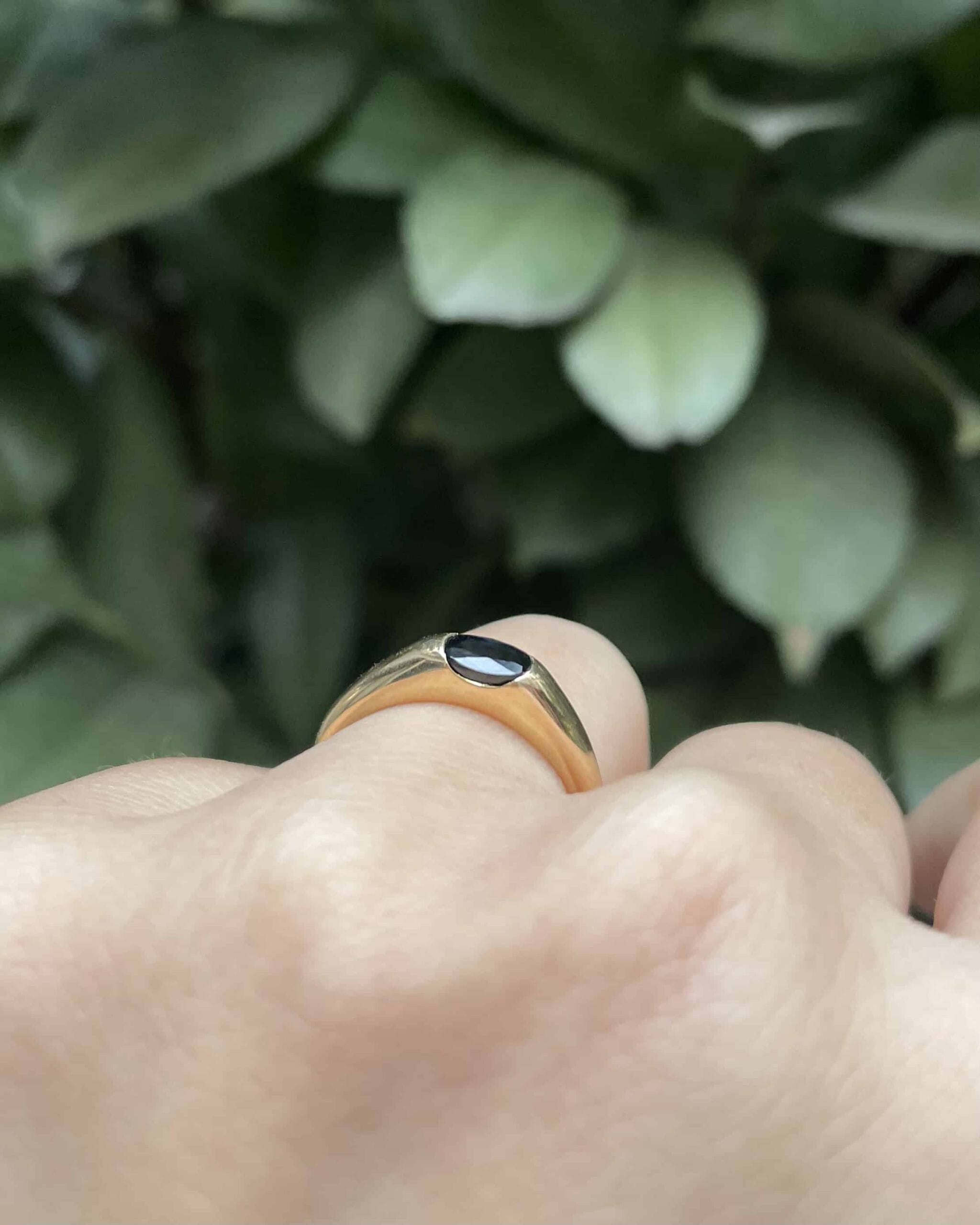 Bague Vintage Jonc Saphir 0.60 carat "Katherine" - Elliade Paris