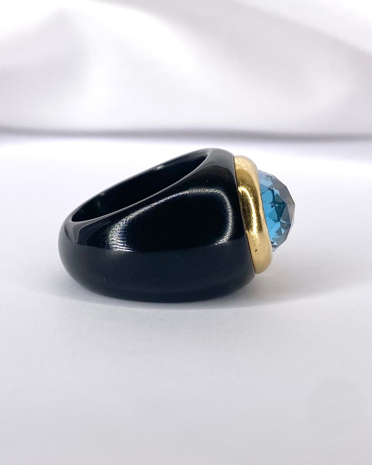 Bague Jonc Topaze 5.50 carats & Résine "Carolina" - Elliade Paris