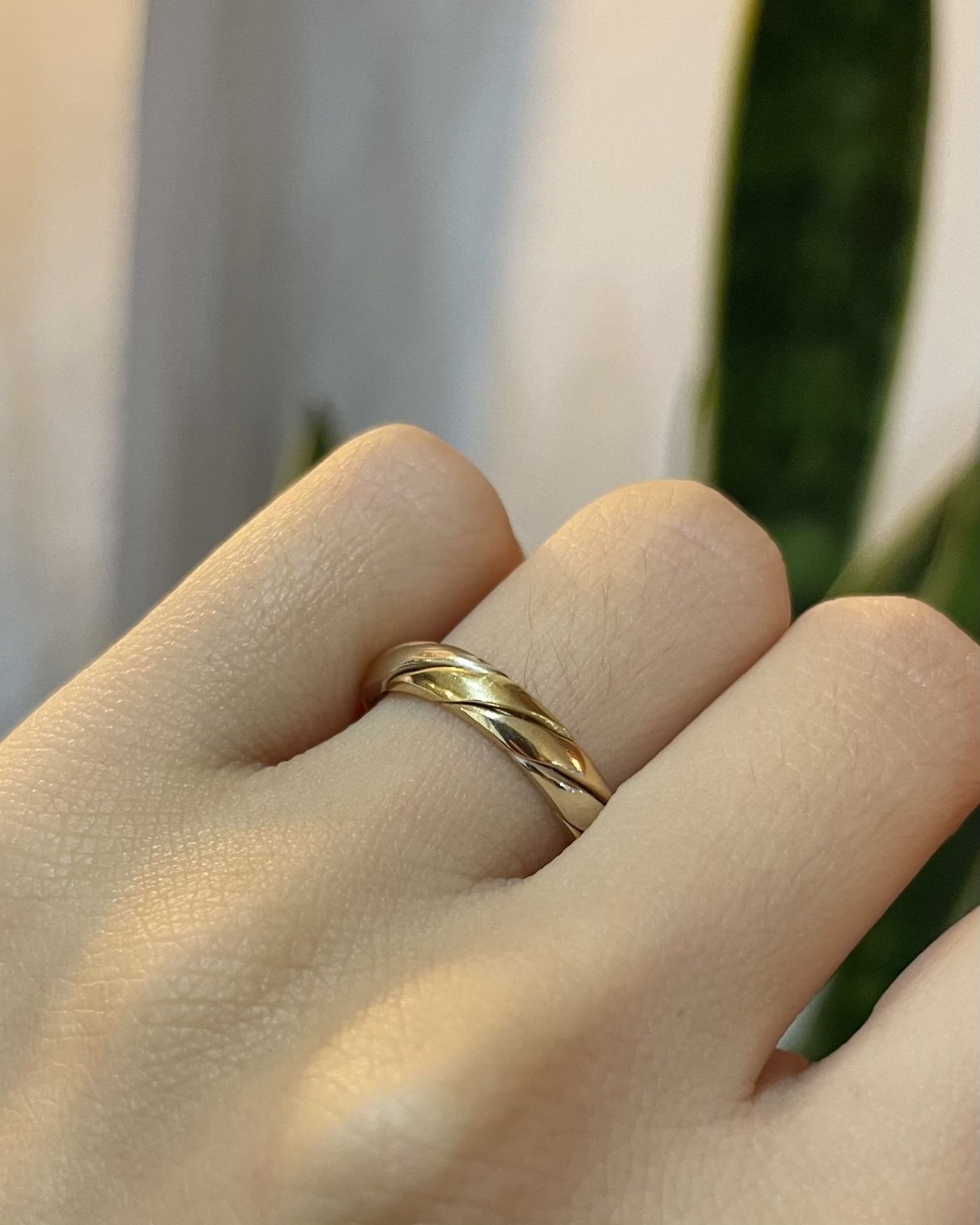 Bague Jonc Torsadée Trois Ors "Joceline" - Elliade Paris