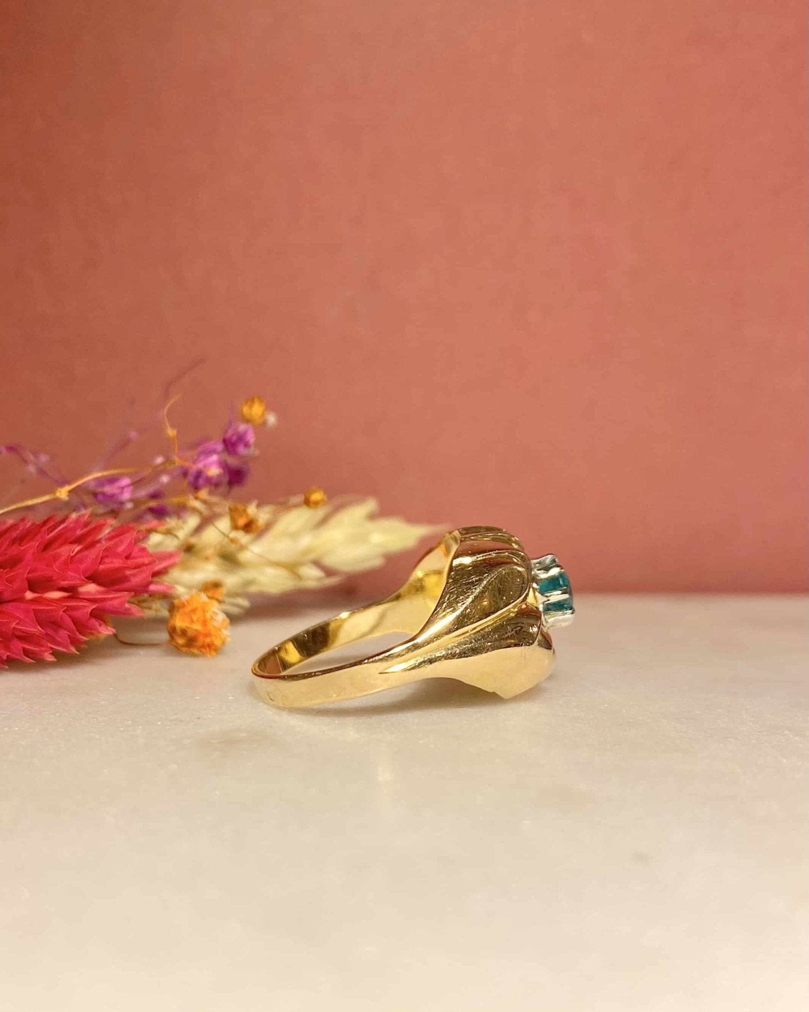 Bague Jonc Tourbillon Émeraude 0.25 carat "Telma" - Elliade Paris