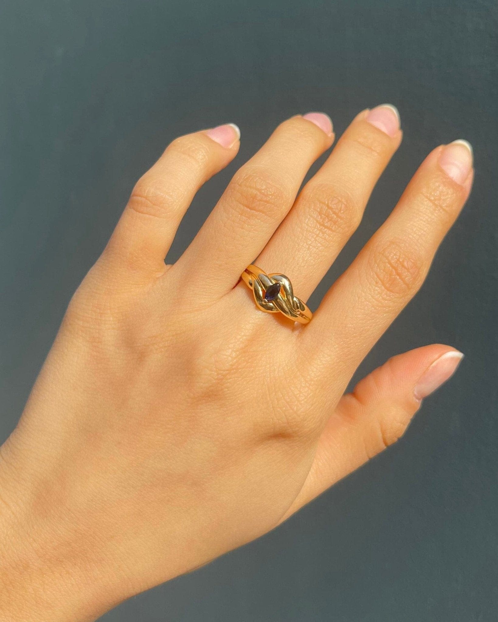 Bague Jonc Tourbillon Saphir "Odine" - Elliade Paris