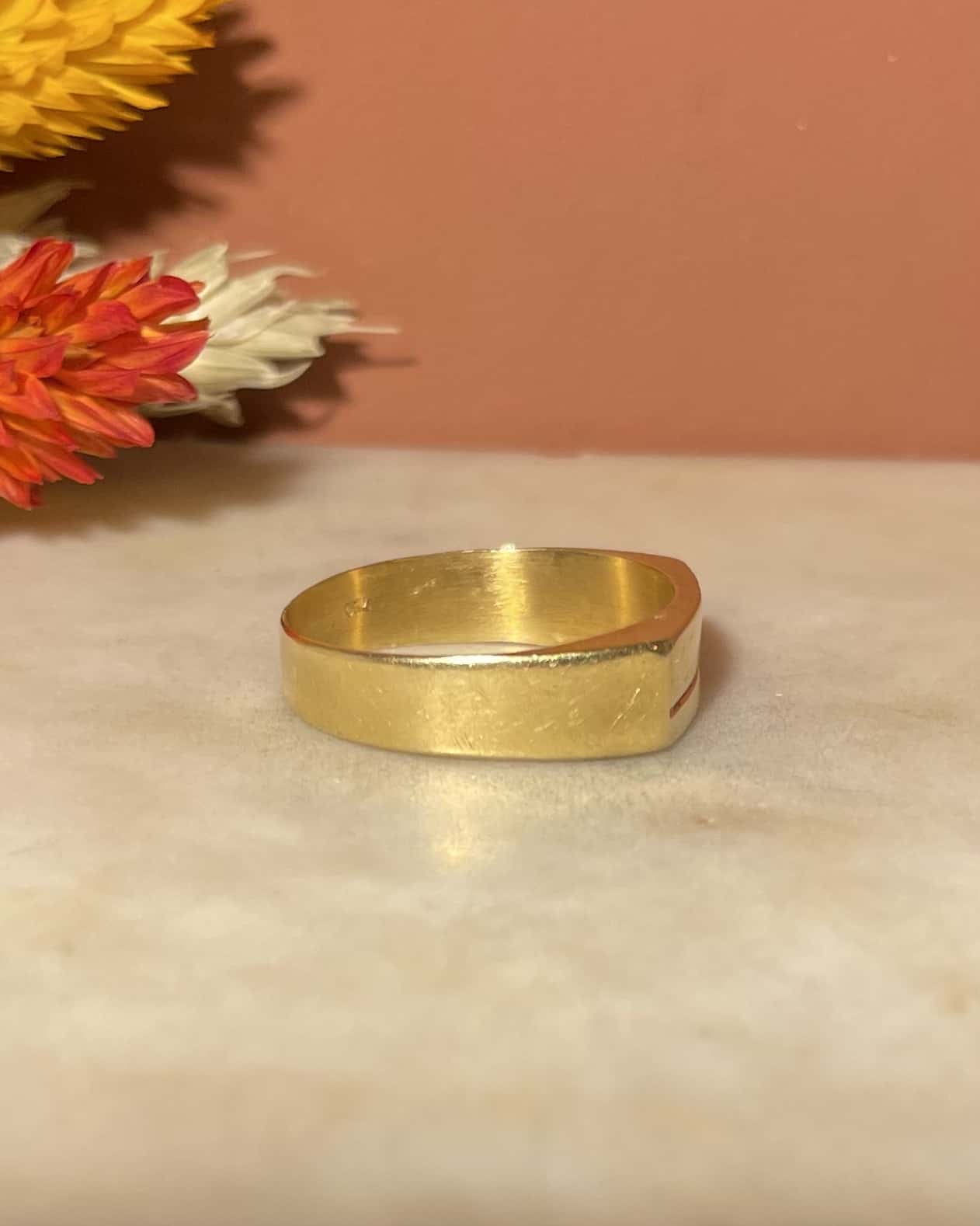 bague jonc vintage en or 18 carats - Elliade Paris bijoux vintage