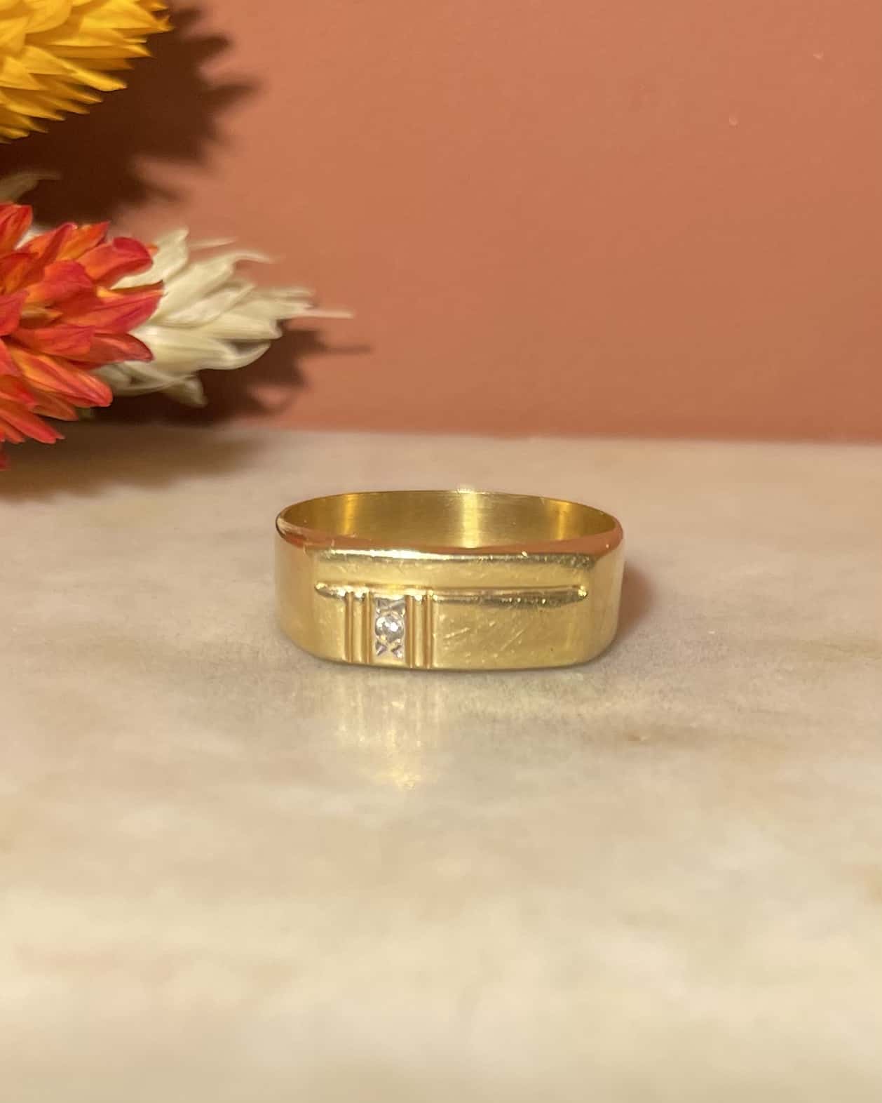 bague jonc vintage en or 18 carats sertie d&