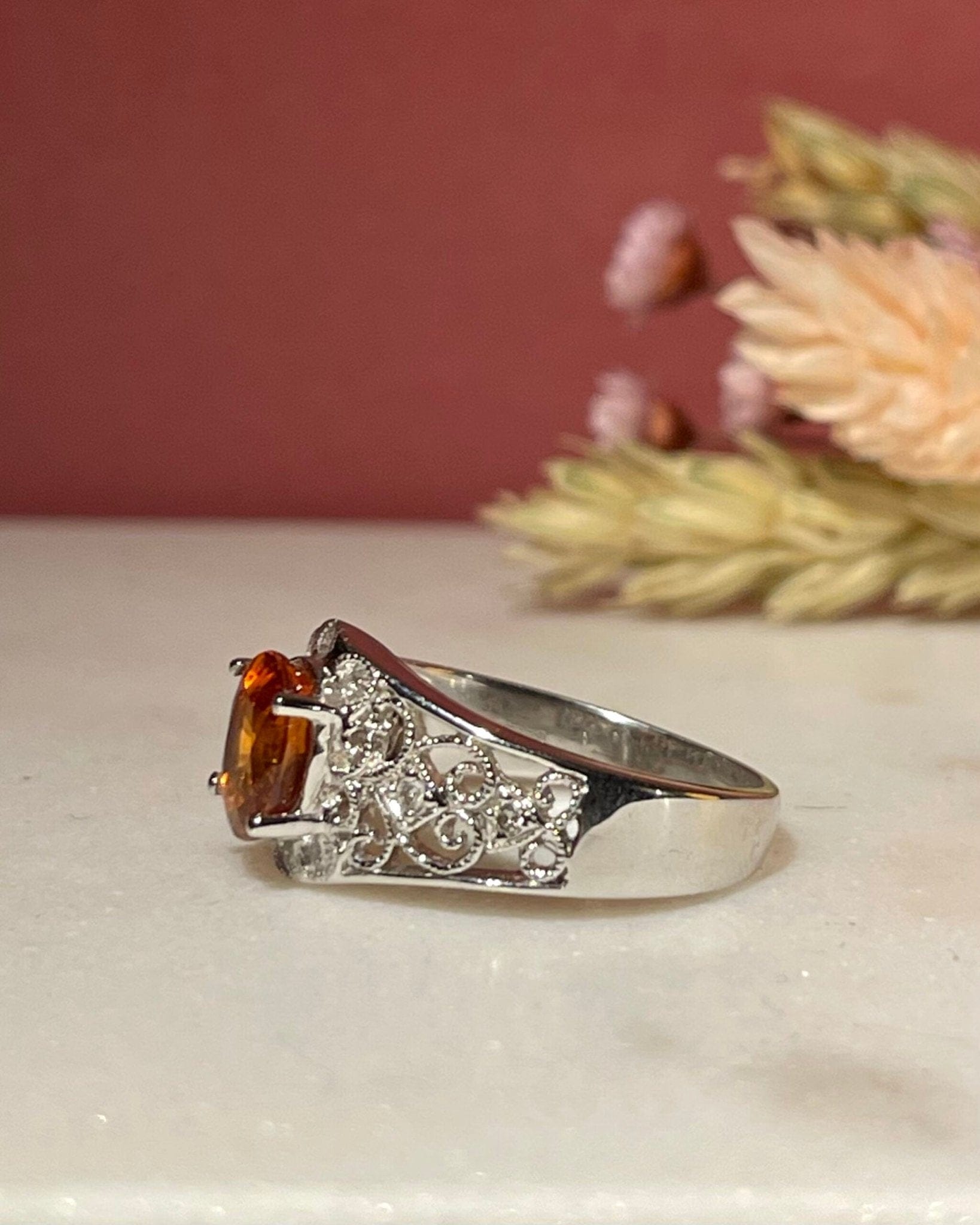 Bague Jonc vintage Grenat Spessartite 1.60 carat & diamants "Denise" - Elliade Paris