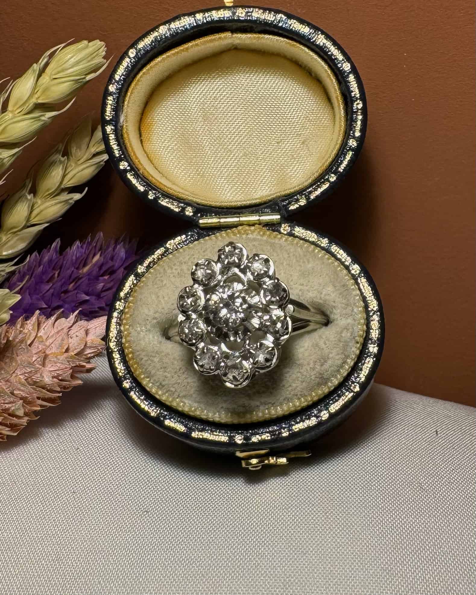 Bague Marguerite 11 Diamants 0,60 carat "Ludmila" - Elliade Paris