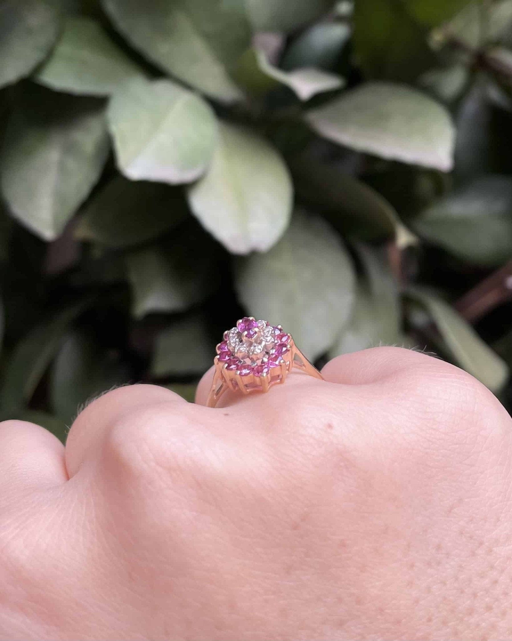 Bague Marguerite 13 Rubis & Diamants "Kensley" - Elliade Paris