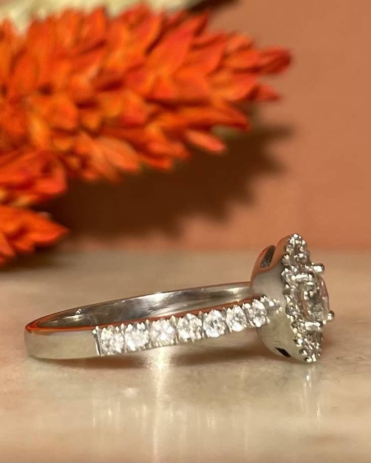 Bague Marguerite 27 Diamants "Miranda" - Elliade Paris