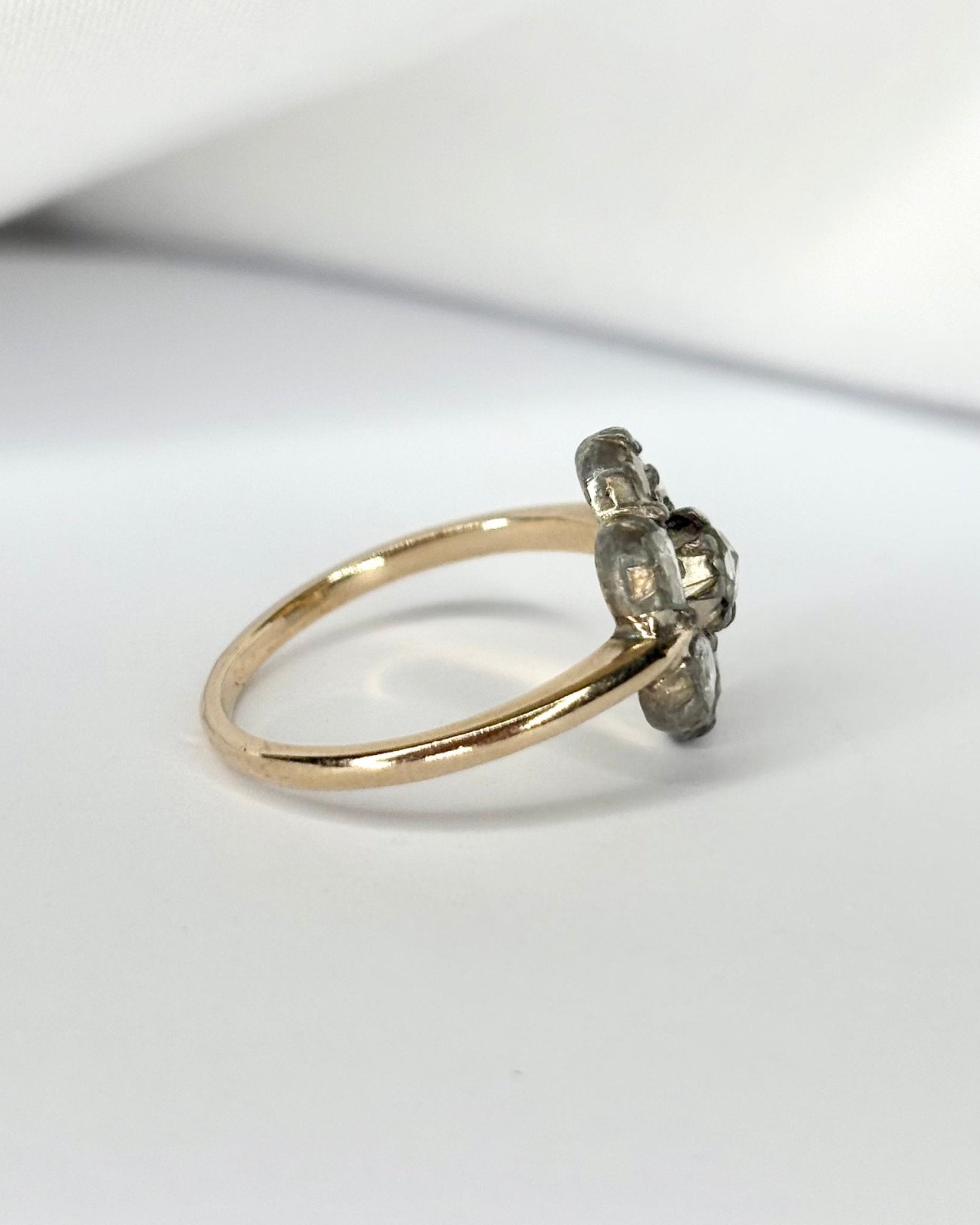 Bague Marguerite 7 Diamants Taille Rose "Charlaine" - Elliade Paris