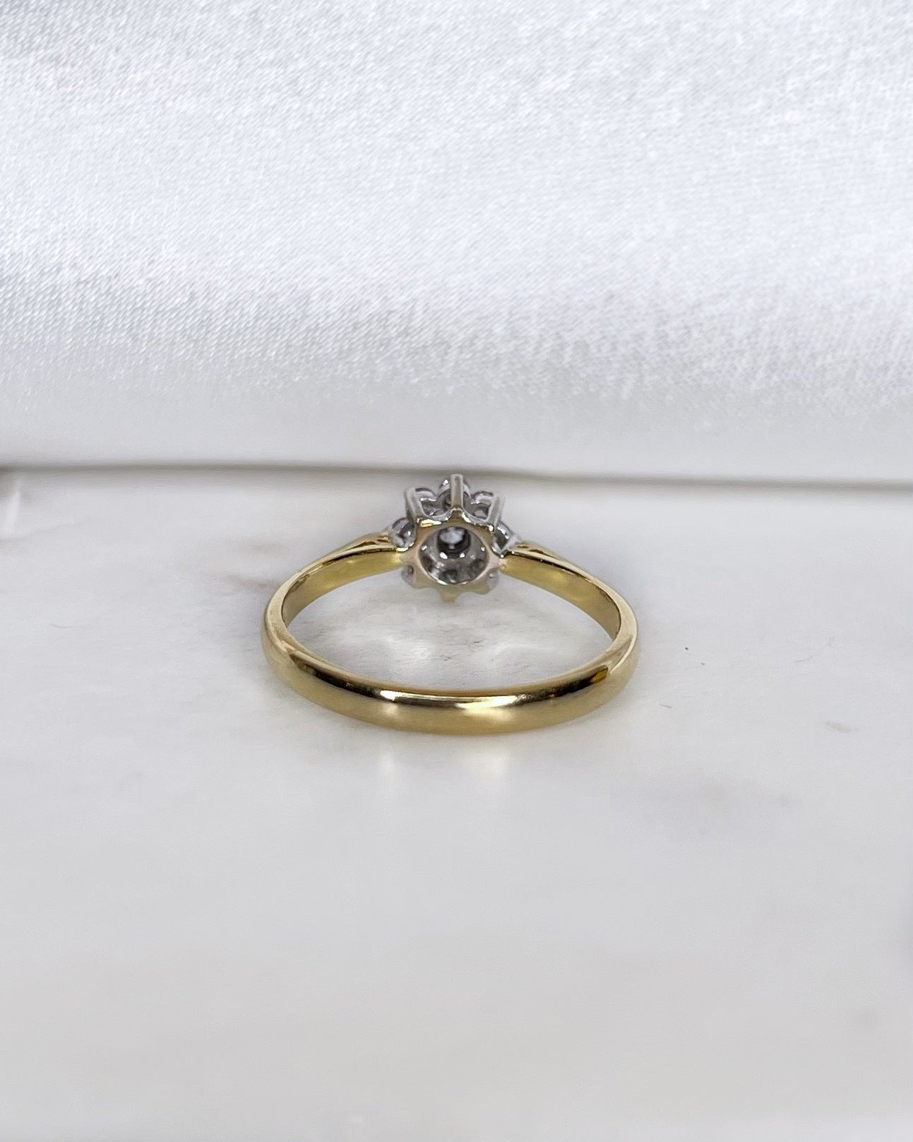 Bague Marguerite 9 Diamants "Myloryn" - Elliade Paris