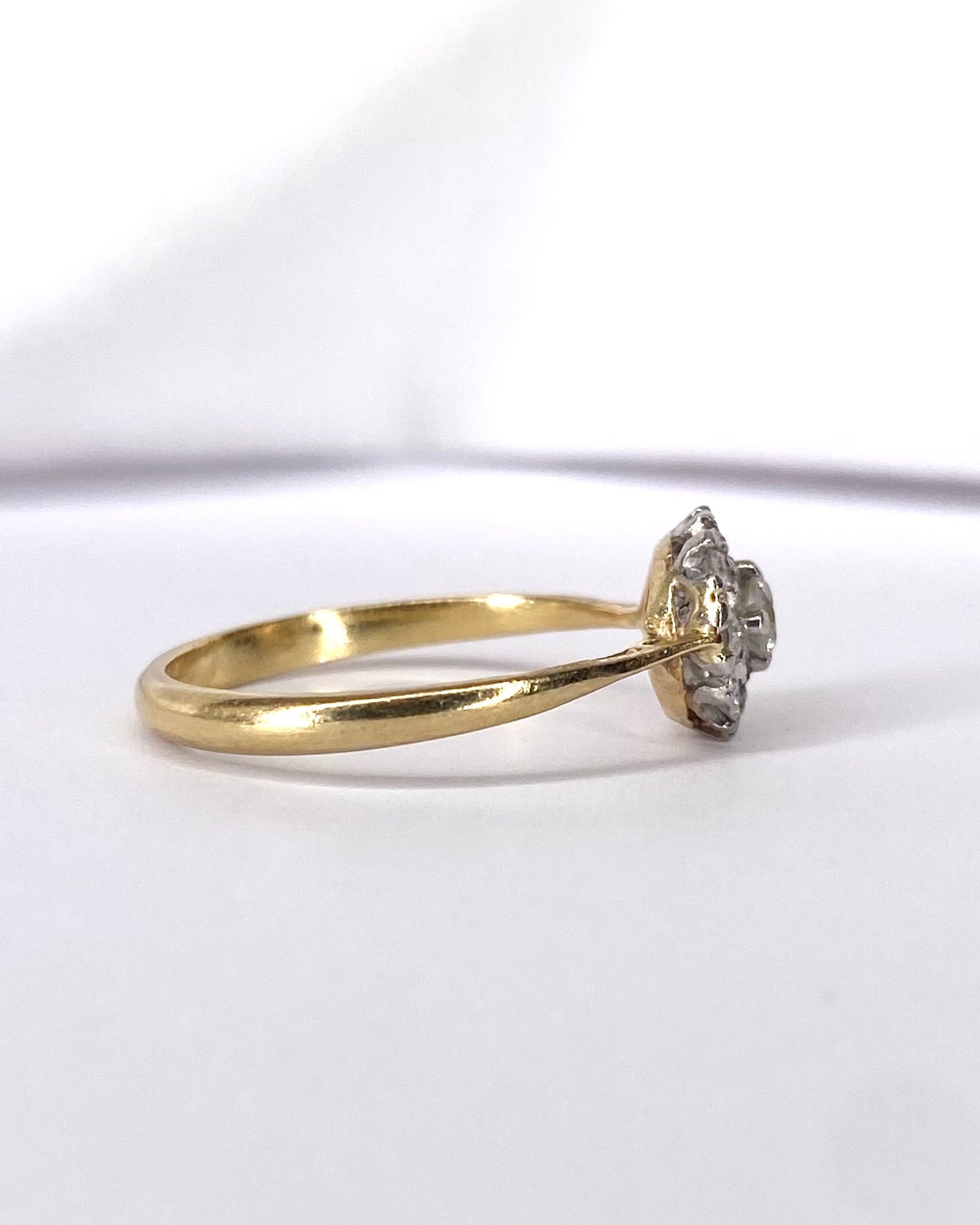 Bague Marguerite 9 Diamants "Xana" - Elliade Paris