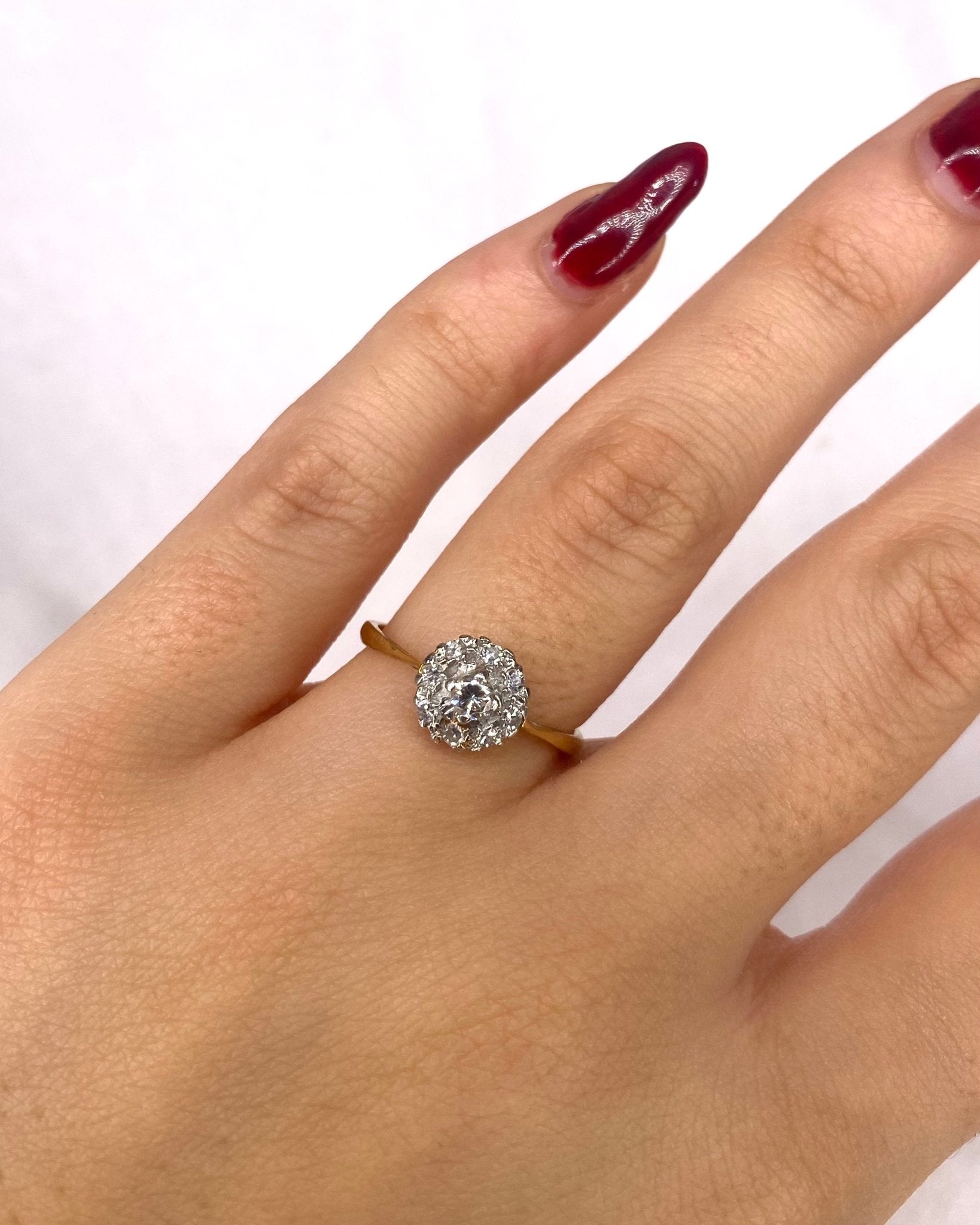 Bague Marguerite 9 Diamants "Xana" - Elliade Paris