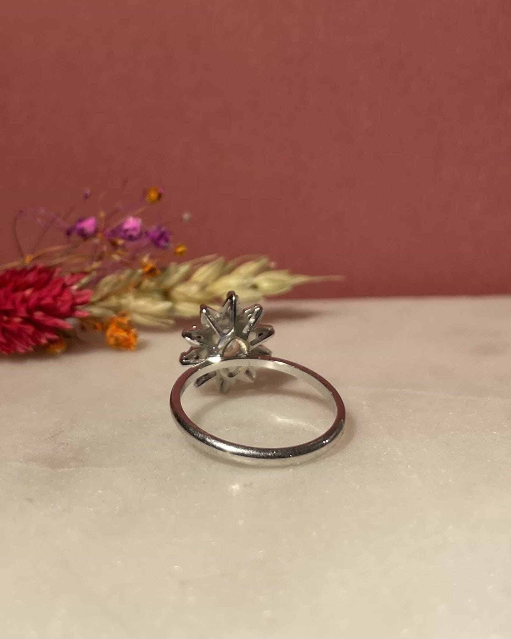 Bague Marguerite Aigue - Marine & Diamants "Lilia" - Elliade Paris