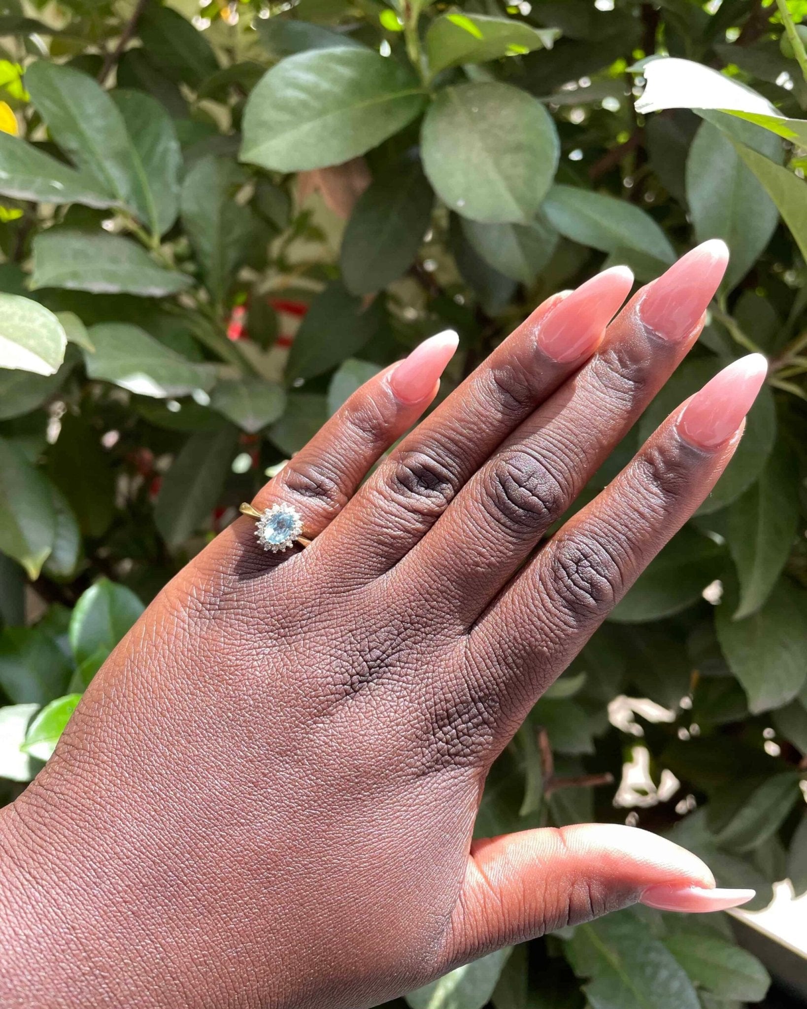 Bague Marguerite Aigue - Marine et Diamants "Aloya" - Elliade Paris