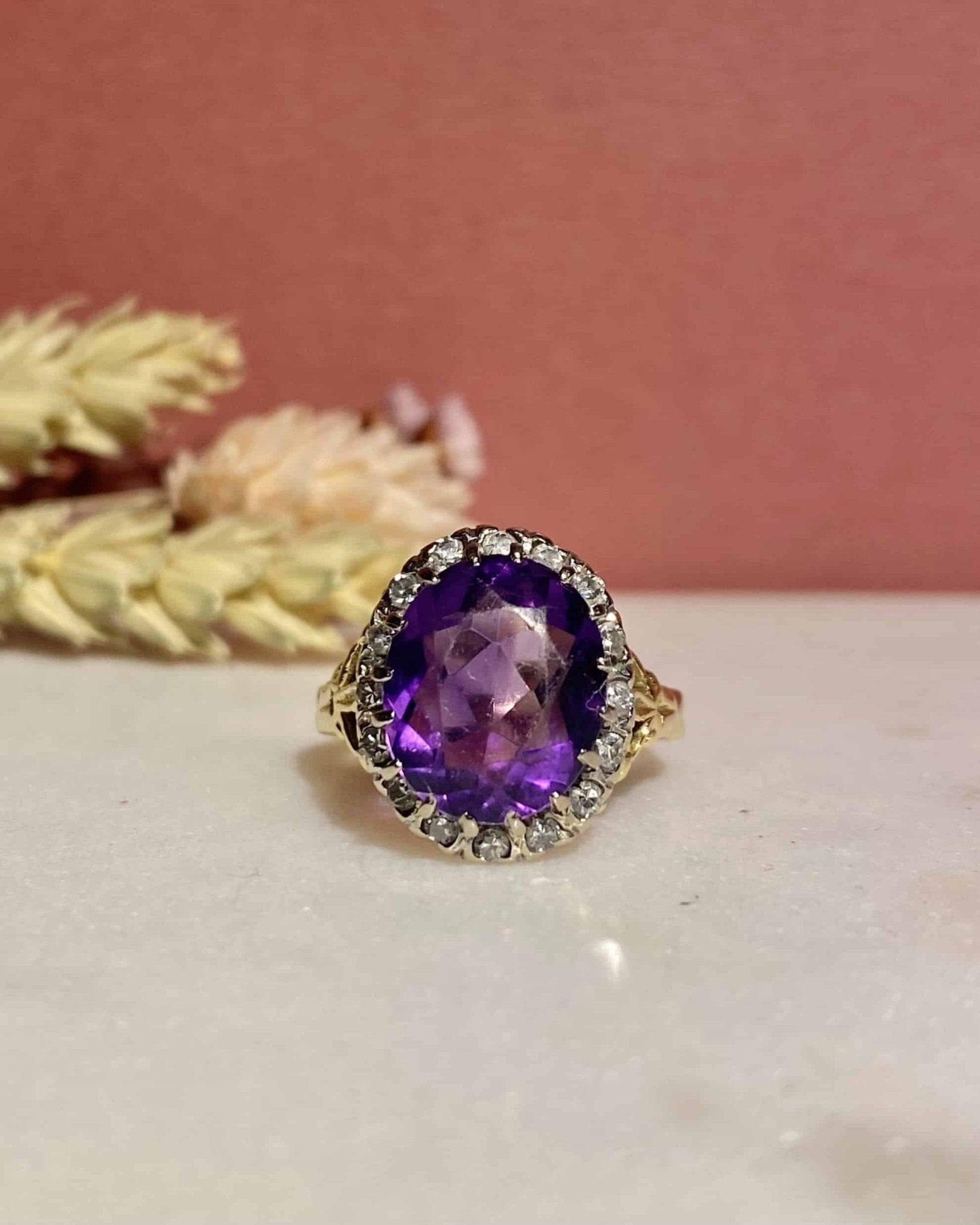 Bague Marguerite Améthyste 3.60 Carats & 16 Diamants "Paulina" - Elliade Paris