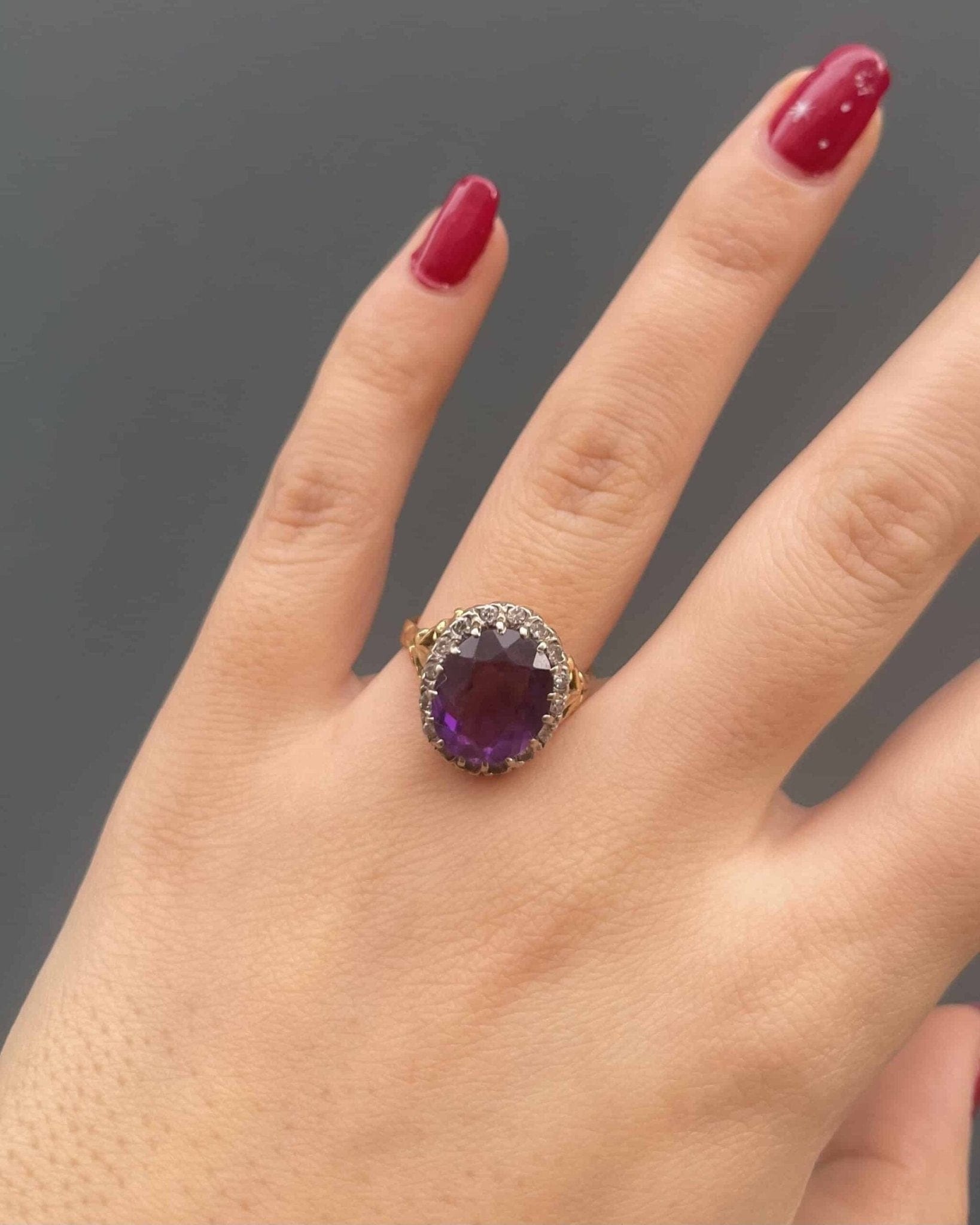 Bague Marguerite Améthyste 3.60 Carats & 16 Diamants "Paulina" - Elliade Paris