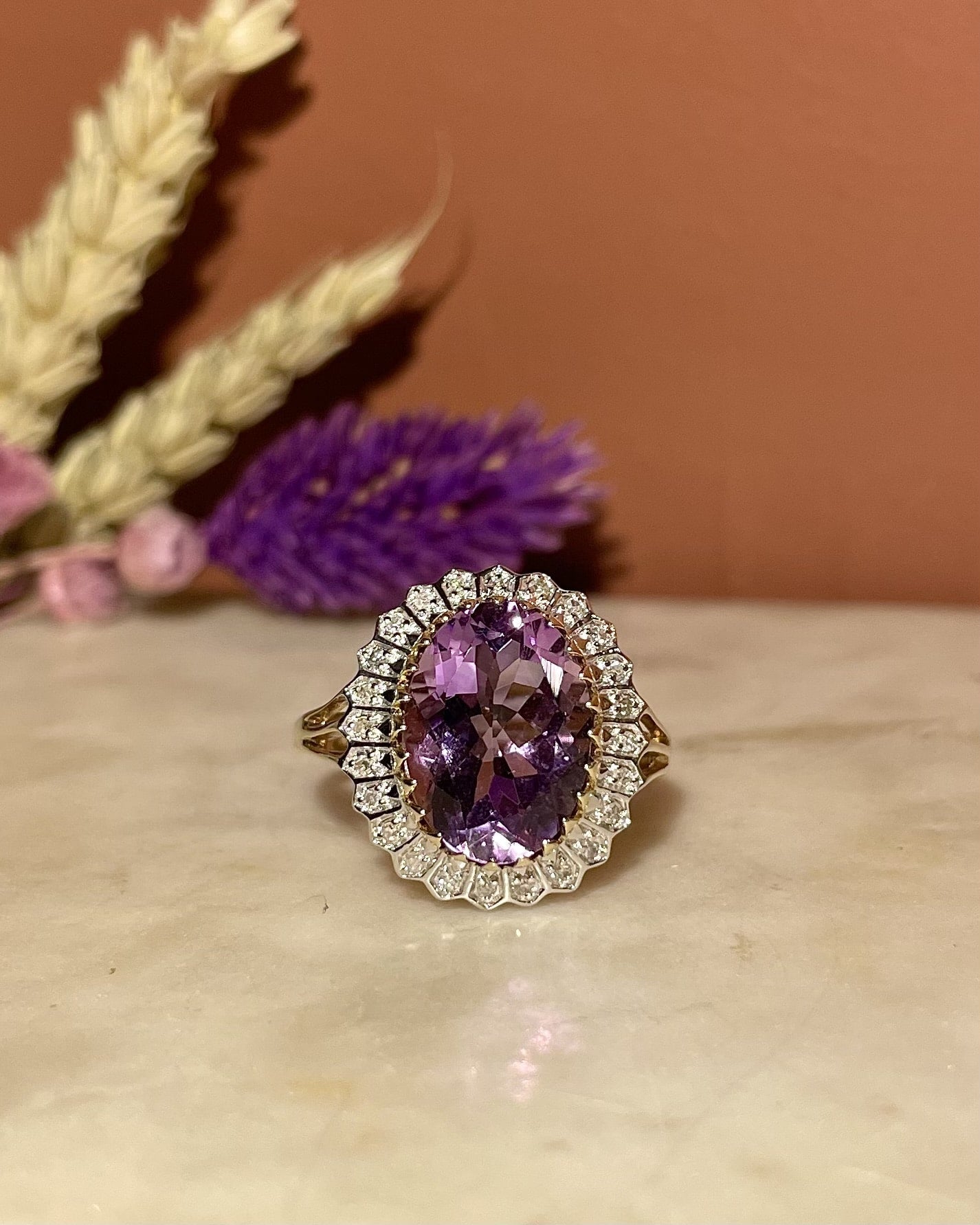 Bague Marguerite Améthyste 7.50 carats & Diamants "Evaëlle" - Elliade Paris