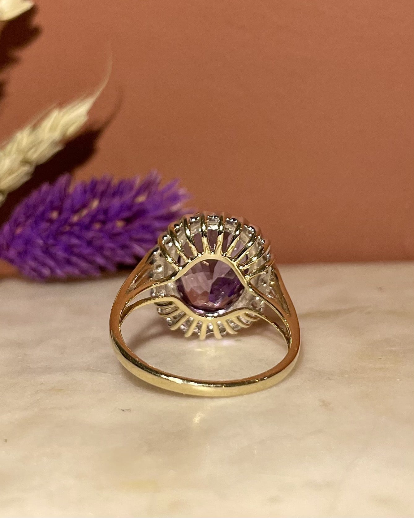 Bague Marguerite Améthyste 7.50 carats & Diamants "Evaëlle" - Elliade Paris