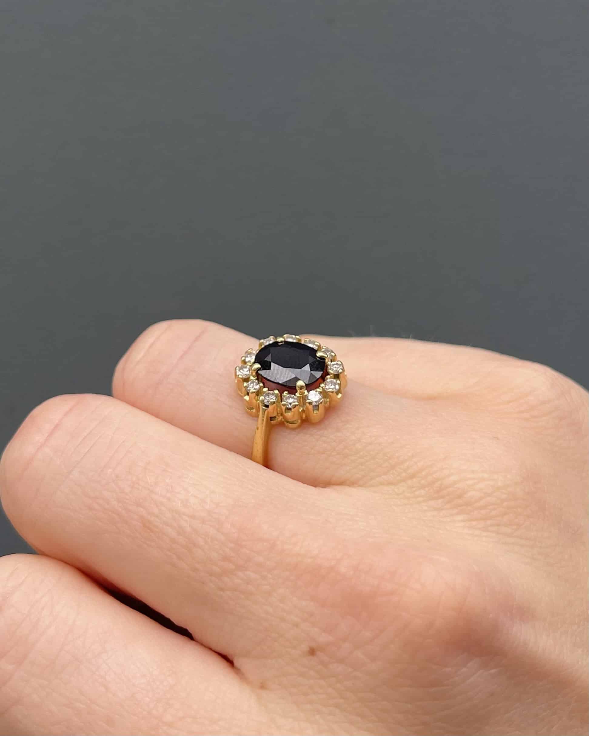 "Lola" 2.43 Carat Sapphire & Diamond Daisy Ring