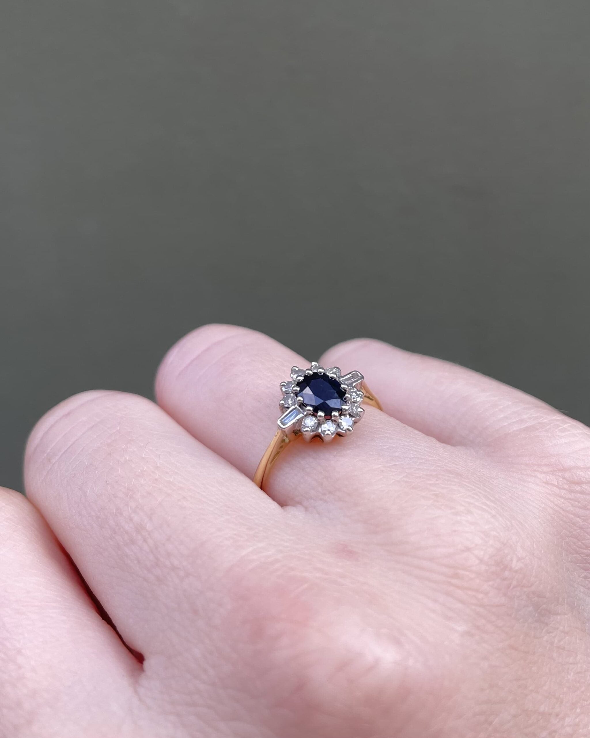 Bague Marguerite Saphir 1 carat & Diamants "Wendy"